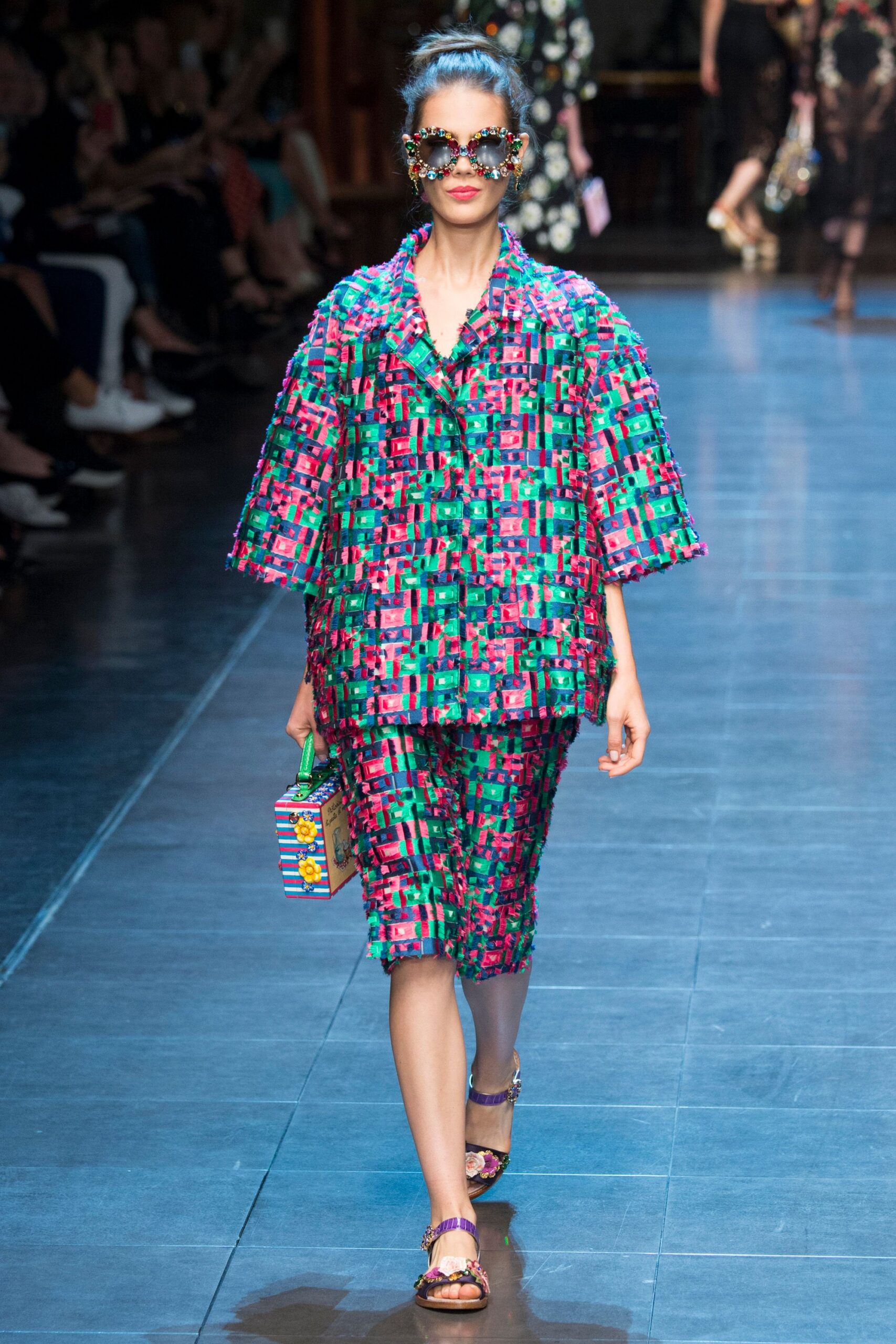 Dolce & Gabbana Spring 2016 Ready-to-Wear Look 36