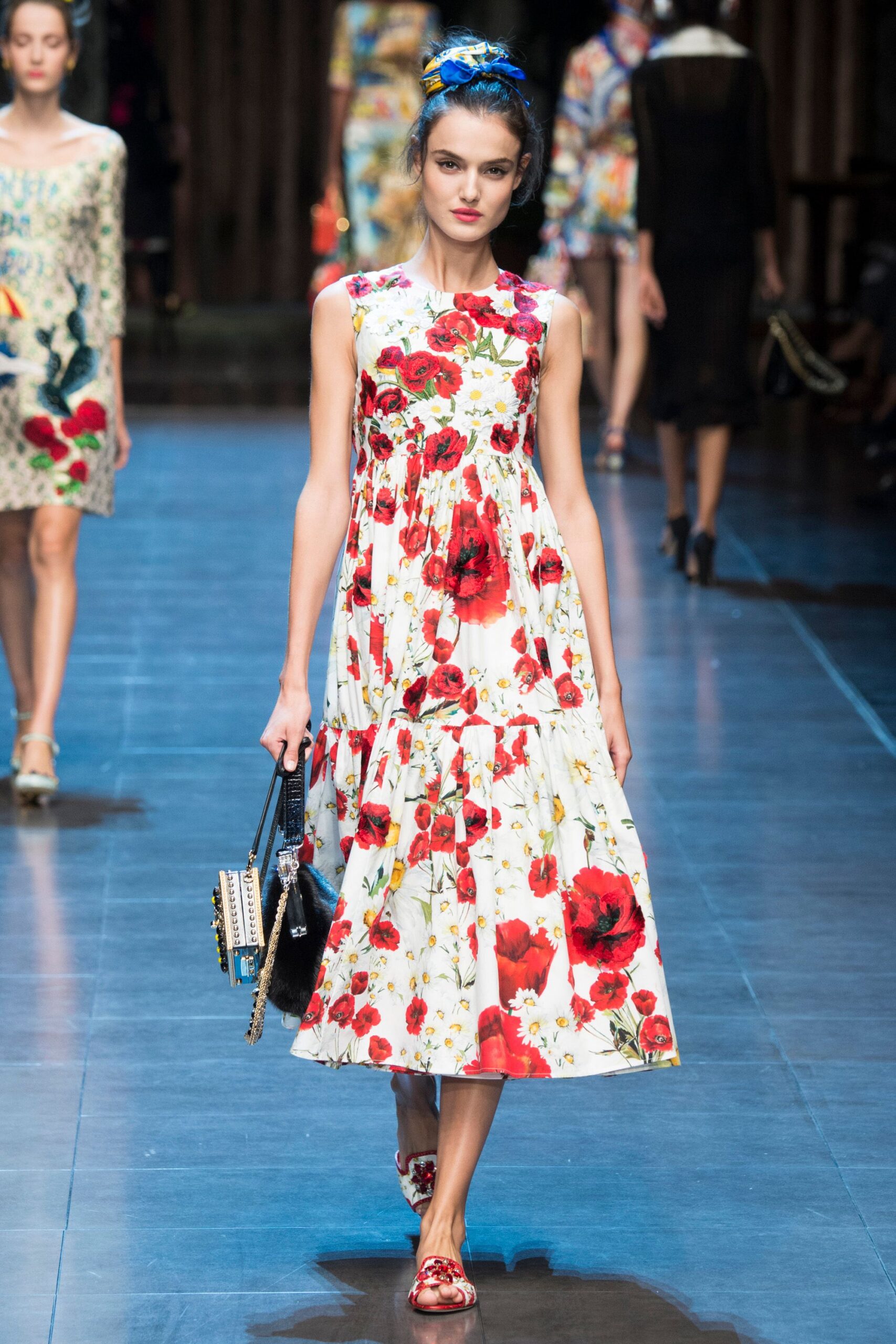 Dolce & Gabbana Spring 2016 Ready-to-Wear Look 65