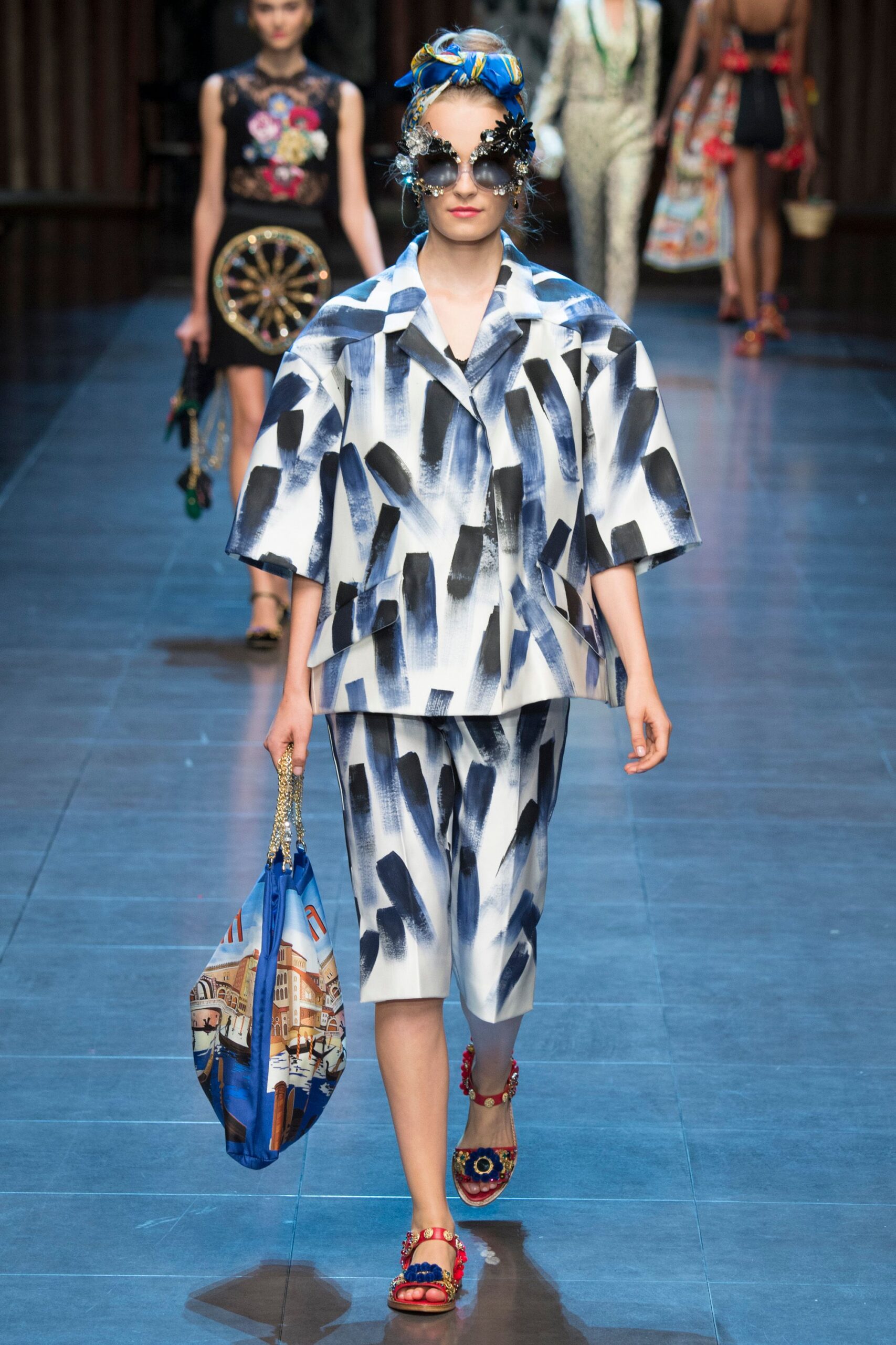 Dolce & Gabbana Spring 2016 Ready-to-Wear Look 77