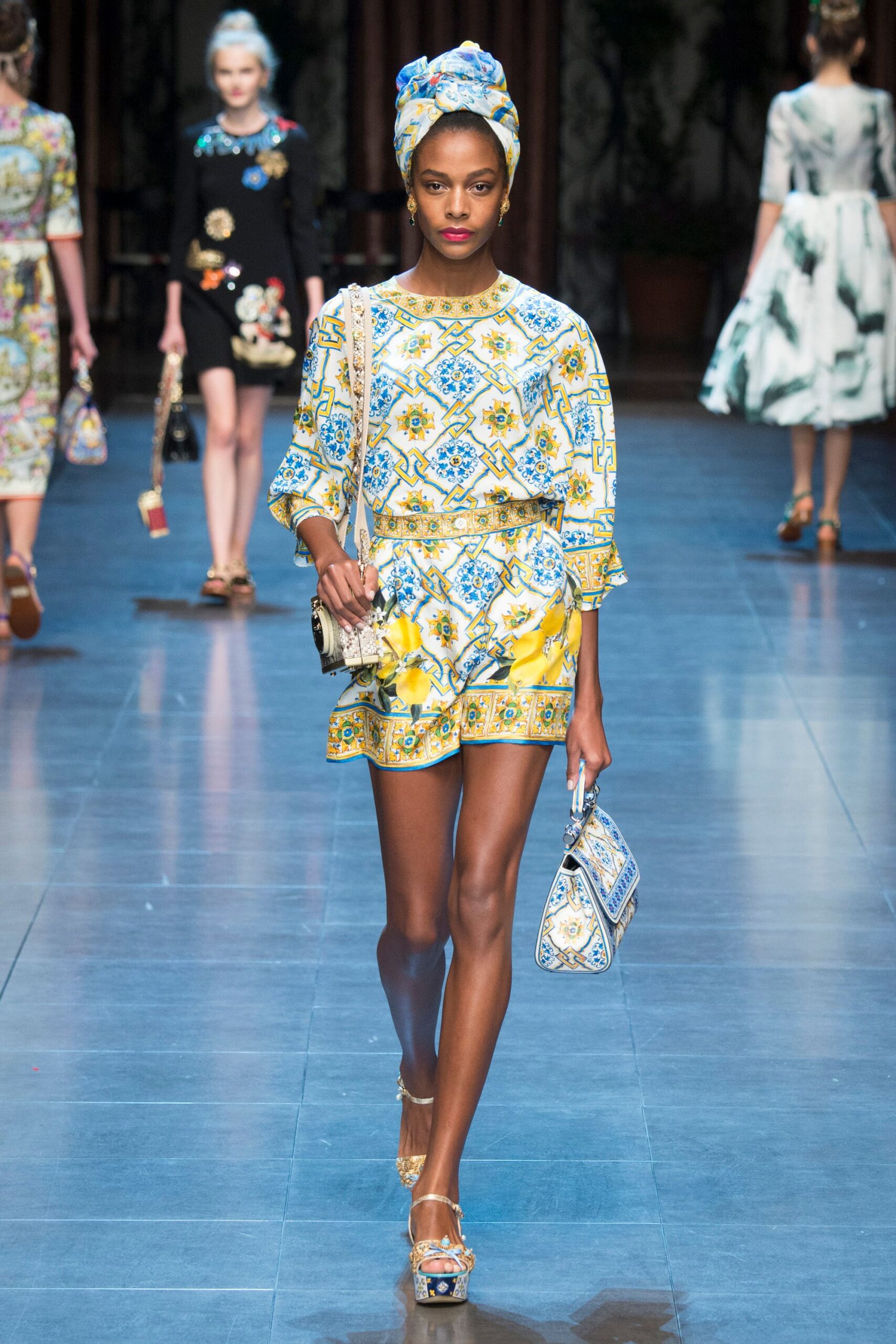Dolce & Gabbana Spring 2016 Ready-to-Wear Look 83