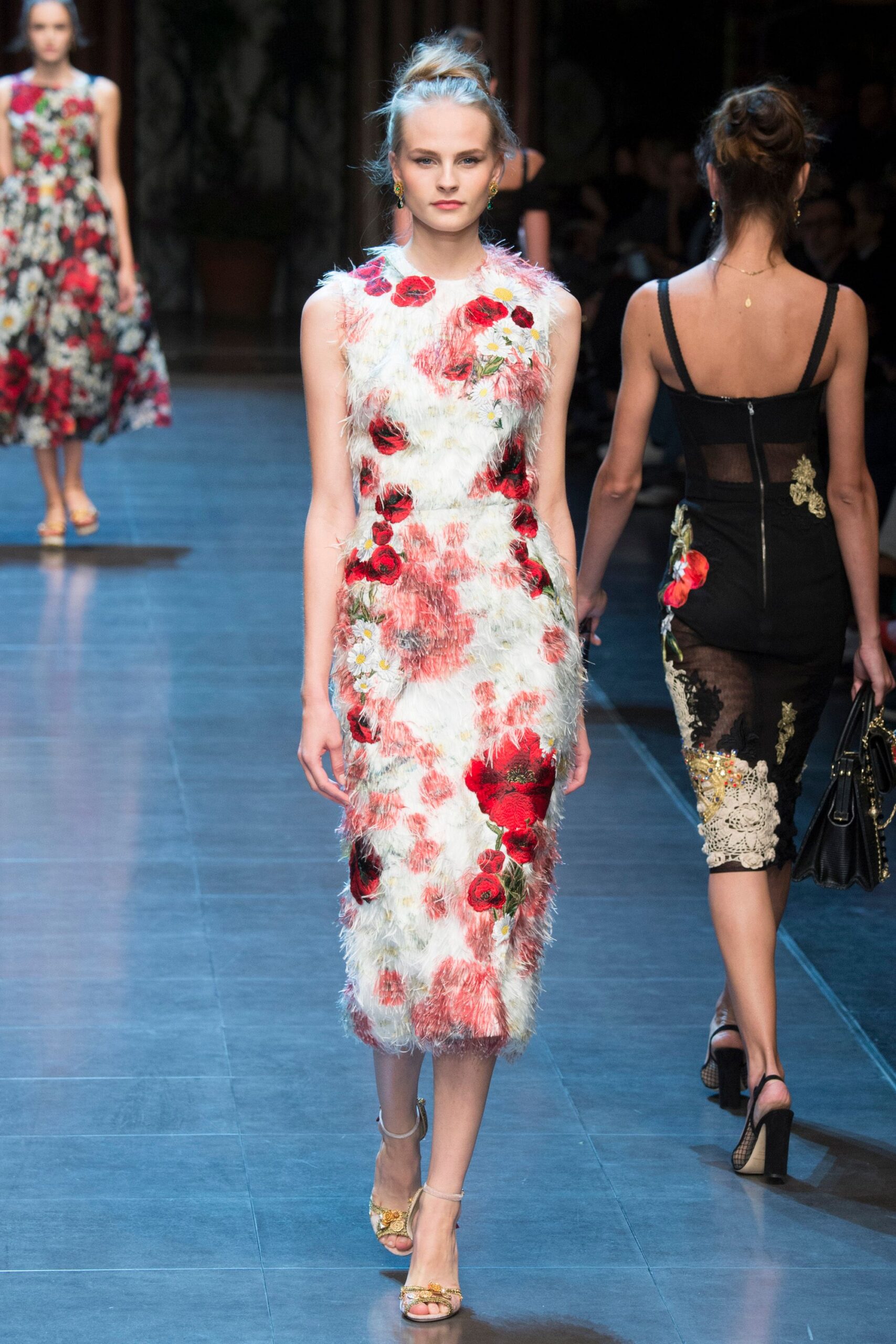 Dolce & Gabbana Spring 2016 Ready-to-Wear Look 88