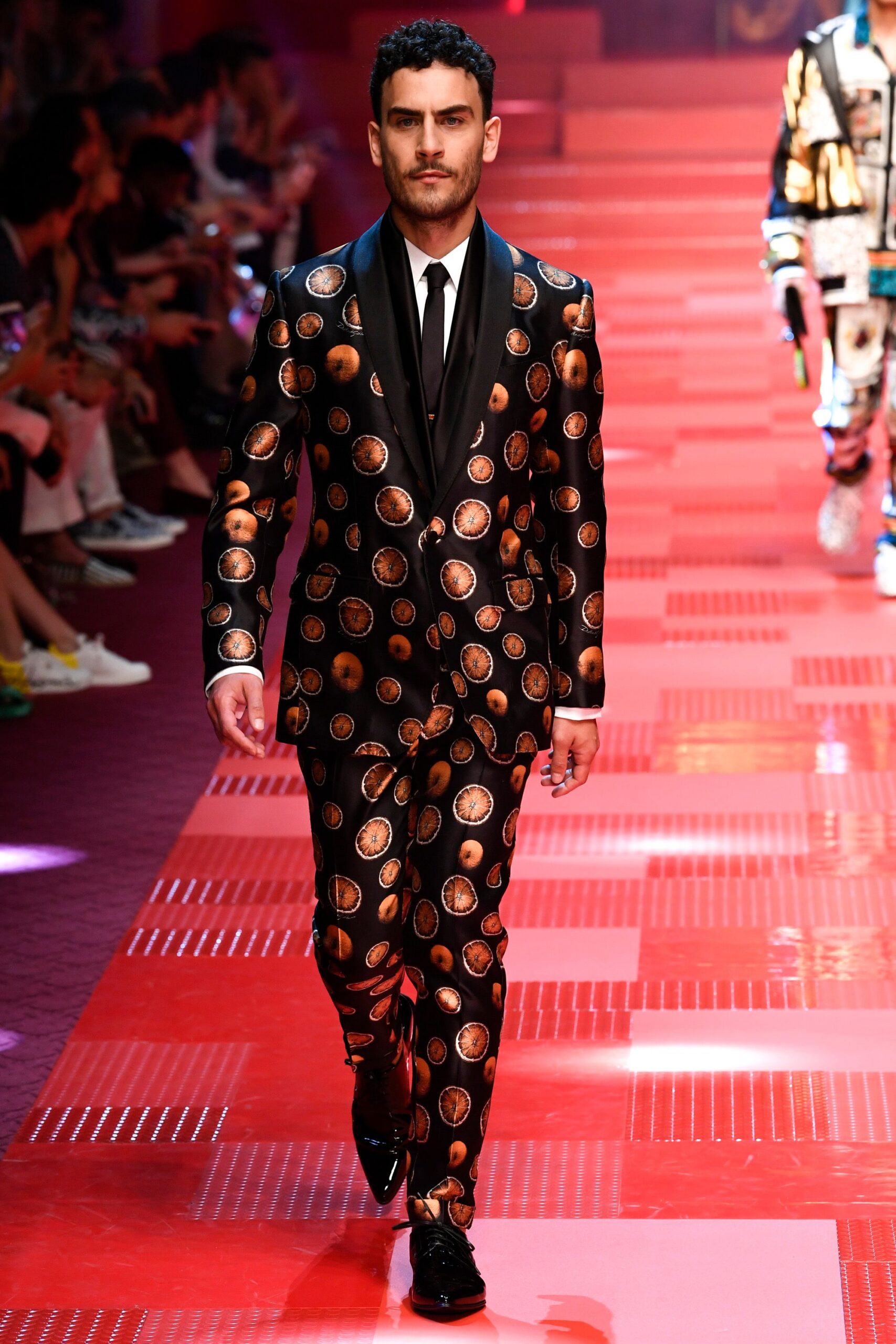 Dolce & Gabbana Spring 2018 Menswear Look 3