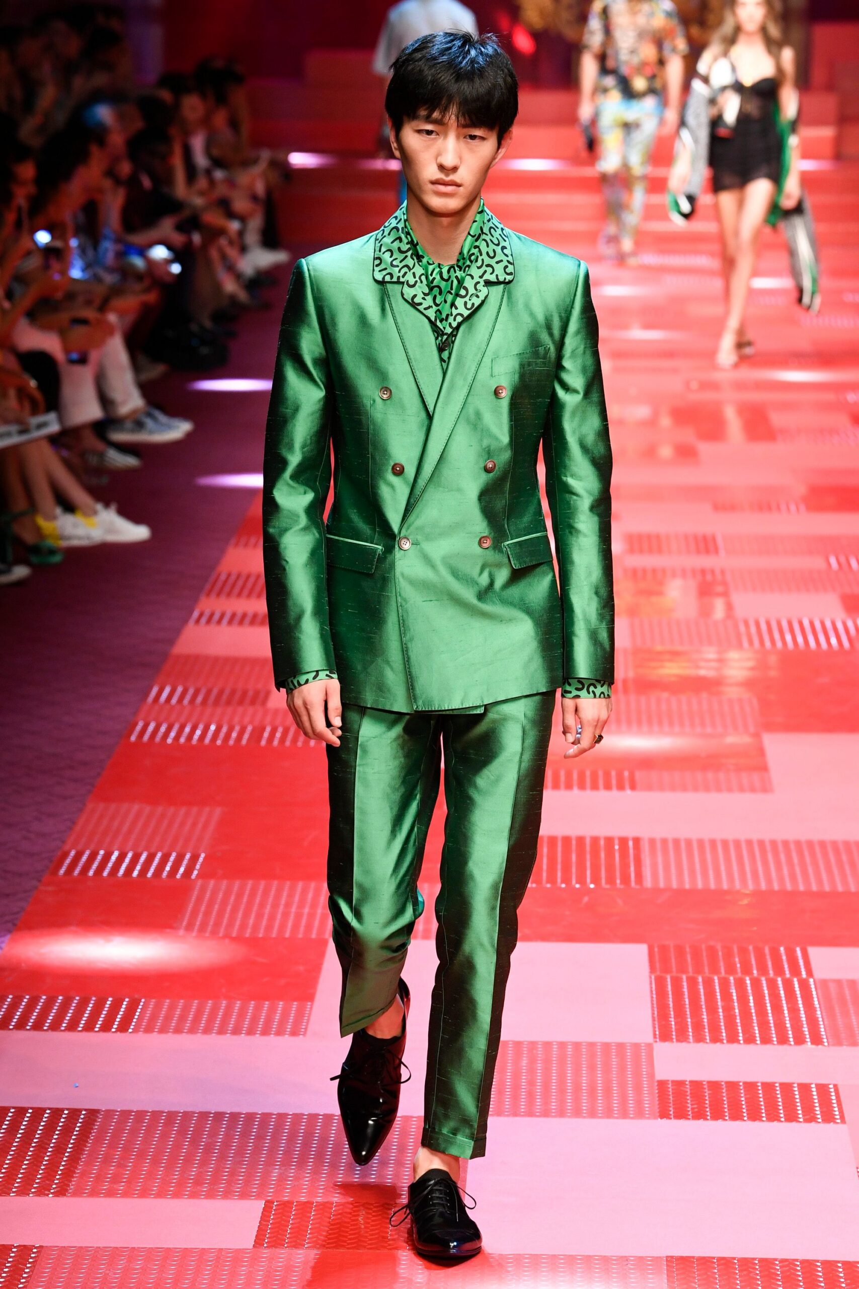 Dolce & Gabbana Spring 2018 Menswear Look 22