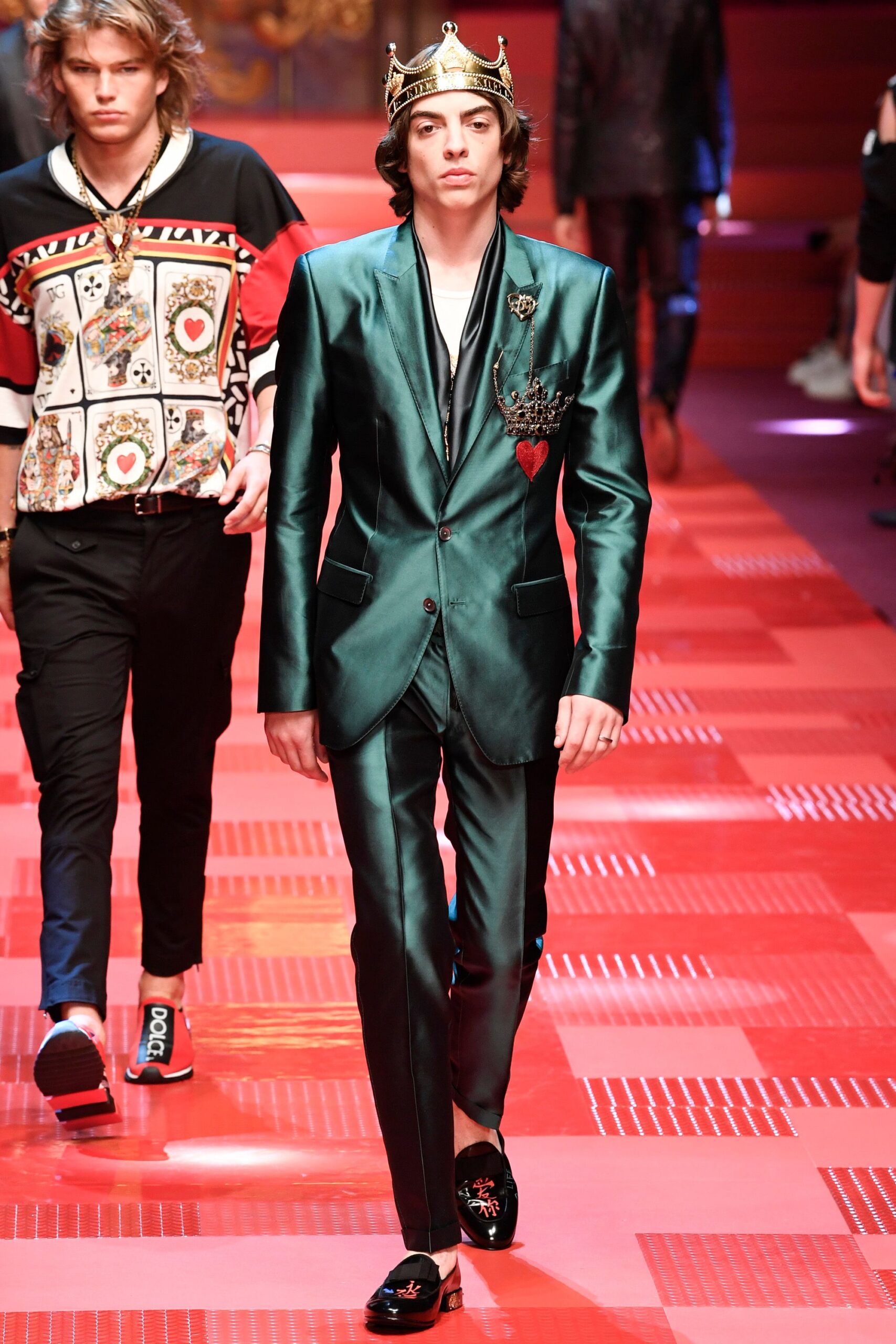 green satin long-sleeve collared tailored buttoned shiny suit
