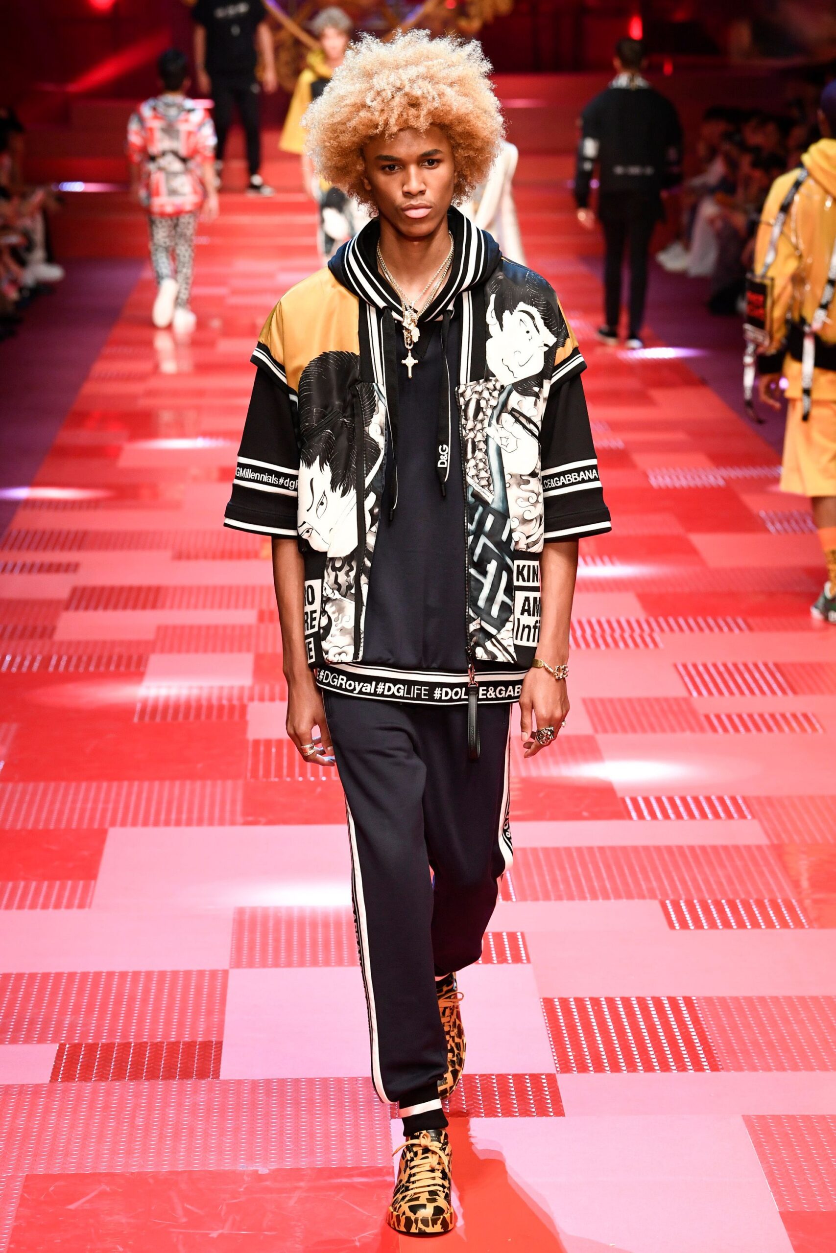 black cotton short-sleeve collared relaxed printed jacket