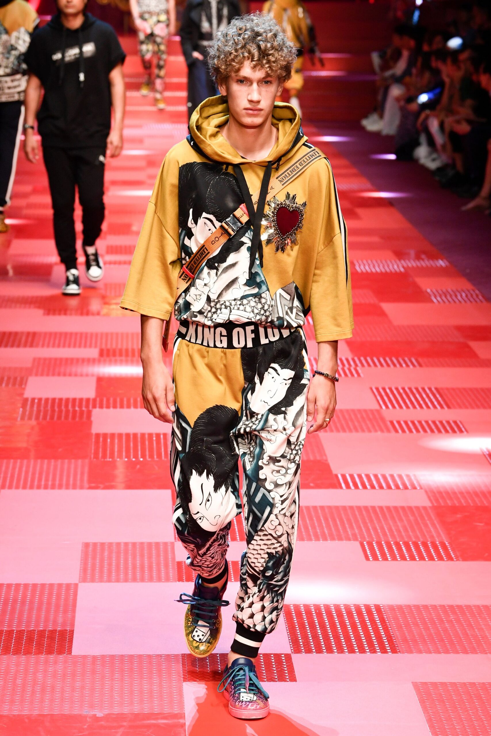 Dolce & Gabbana Spring 2018 Menswear Look 54