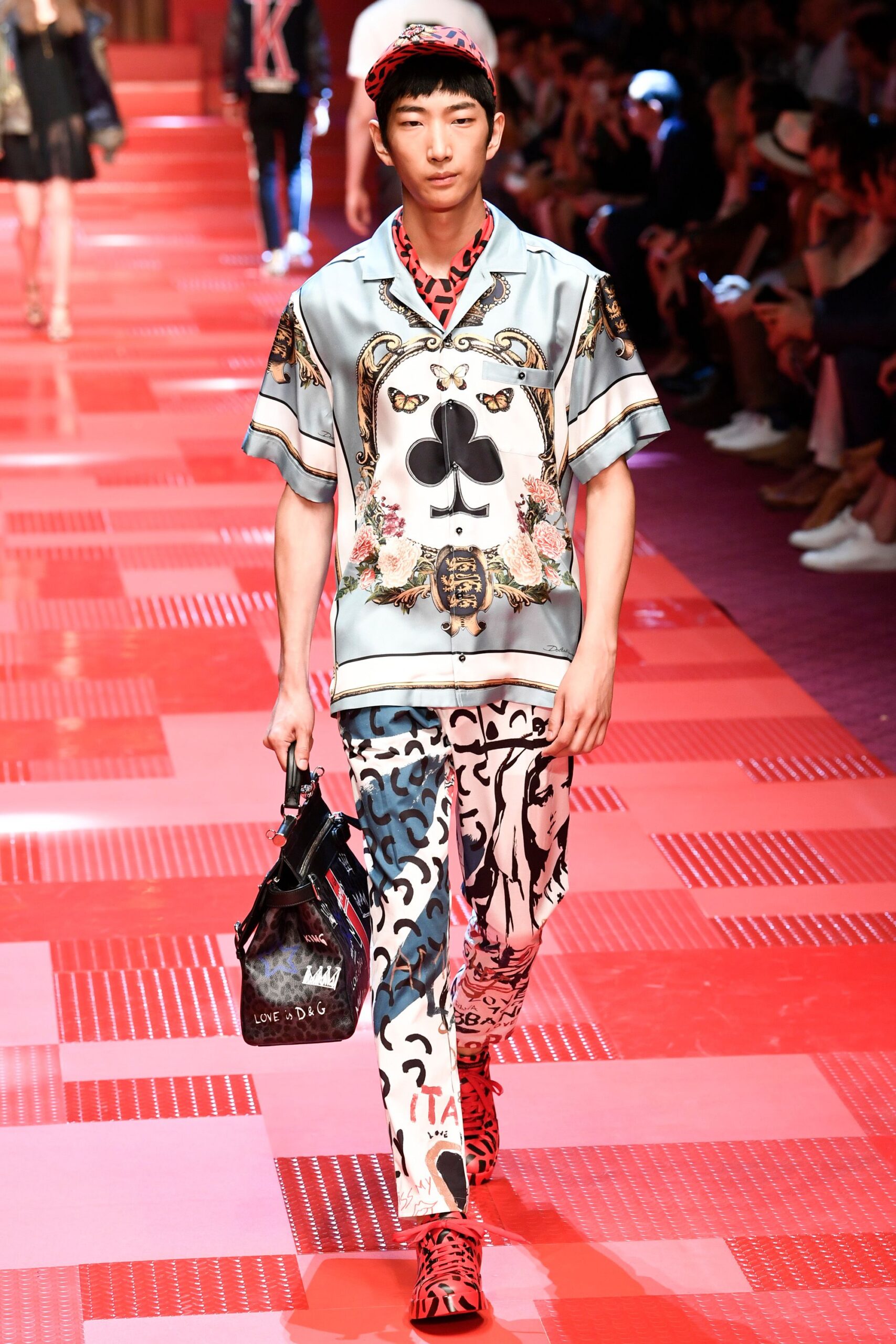 Dolce & Gabbana Spring 2018 Menswear Look 86