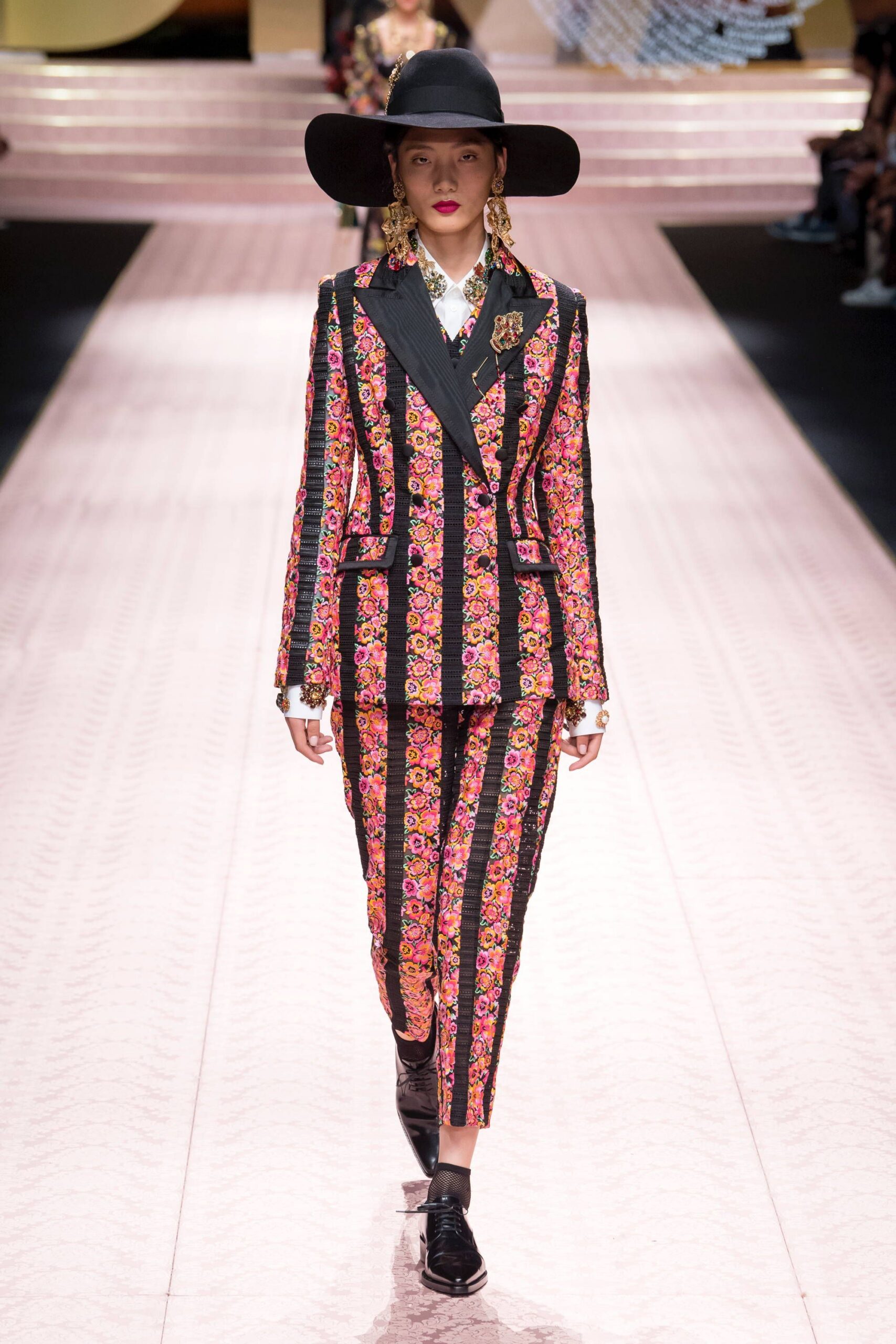 floral striped suit with hat