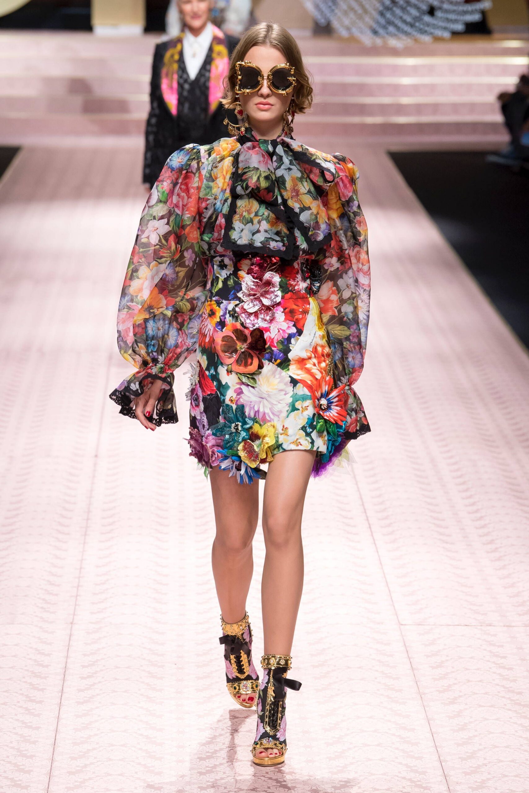 Dolce & Gabbana Spring 2019 Ready-to-Wear Look 26