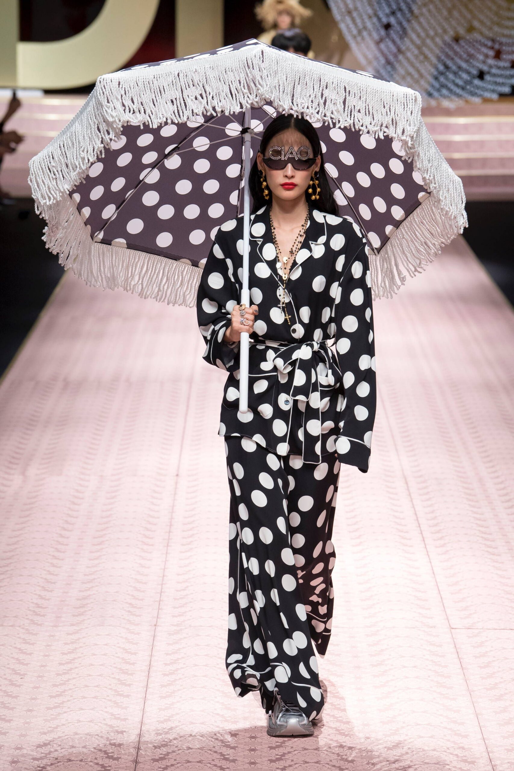 Dolce & Gabbana Spring 2019 Ready-to-Wear Look 41