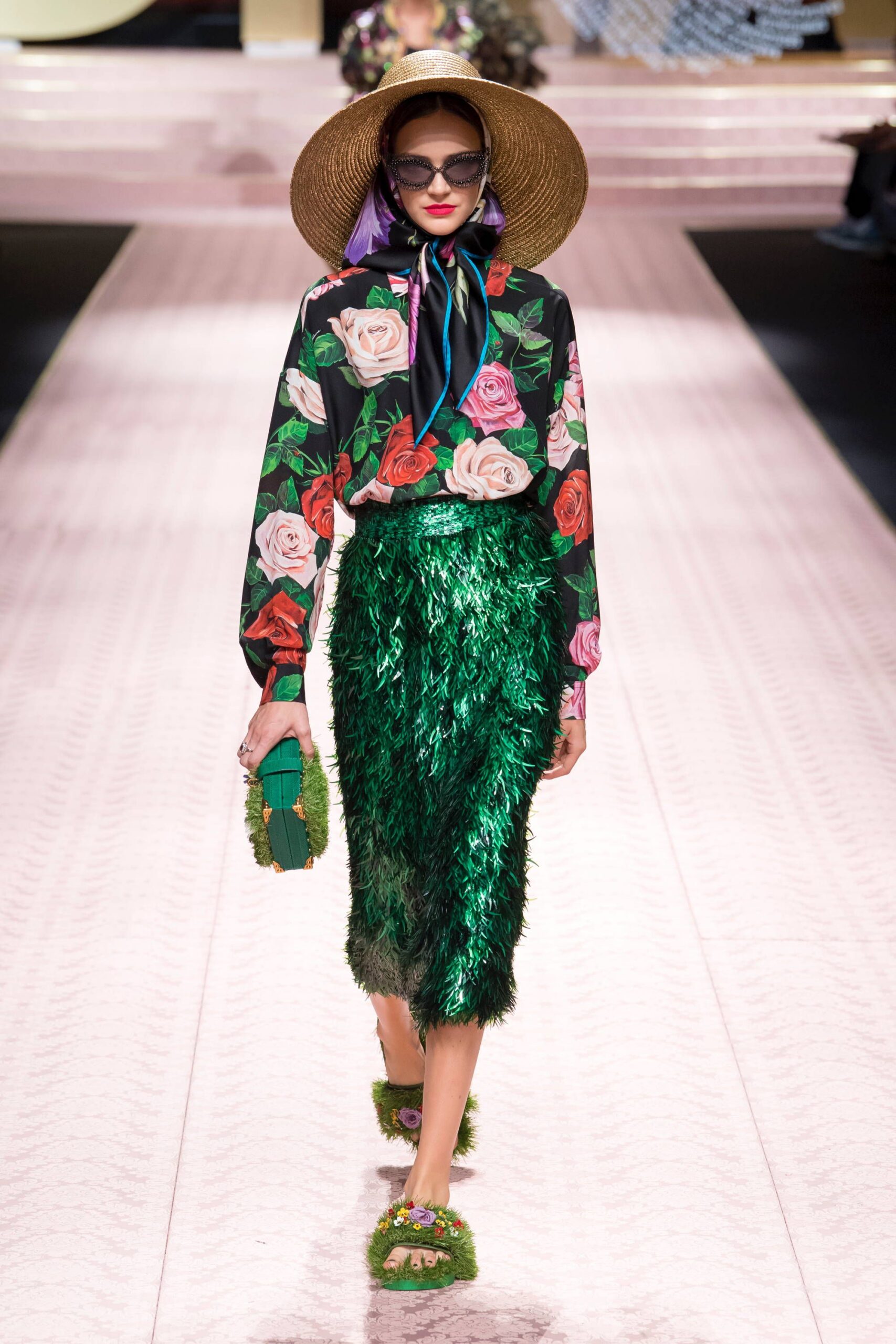 floral shirt green skirt outfit
