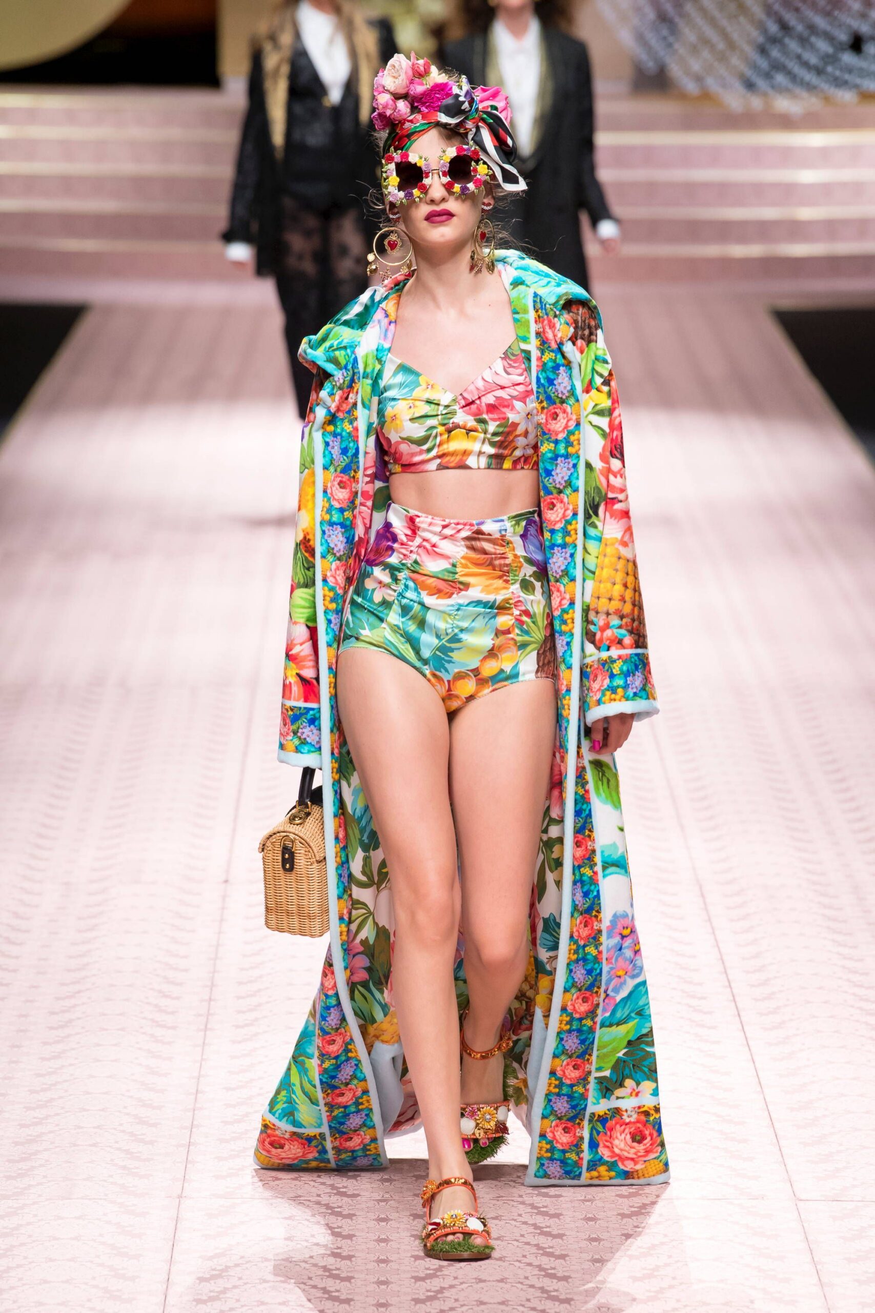 Dolce & Gabbana Spring 2019 Ready-to-Wear Look 89