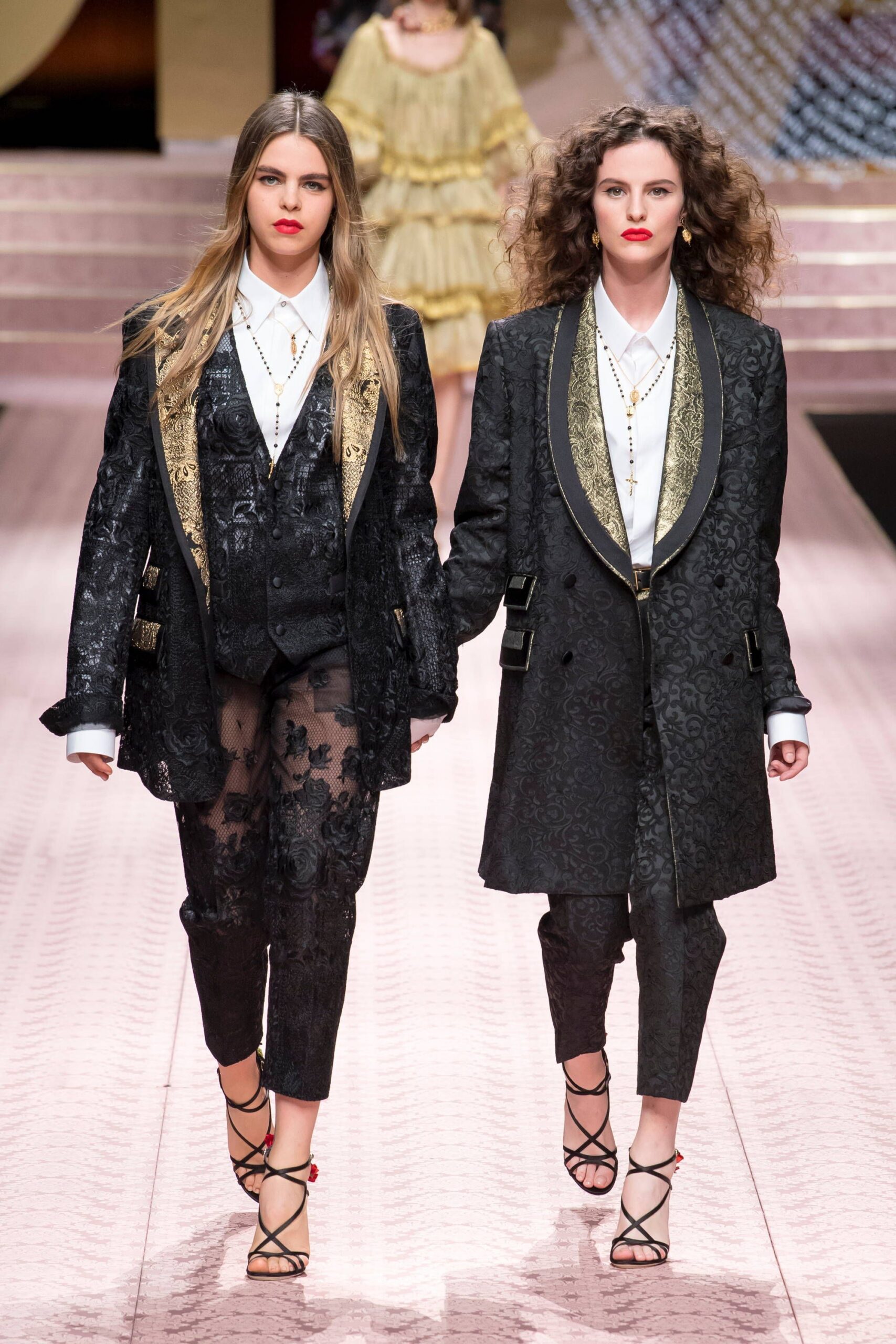 Dolce & Gabbana Spring 2019 Ready-to-Wear Look 90