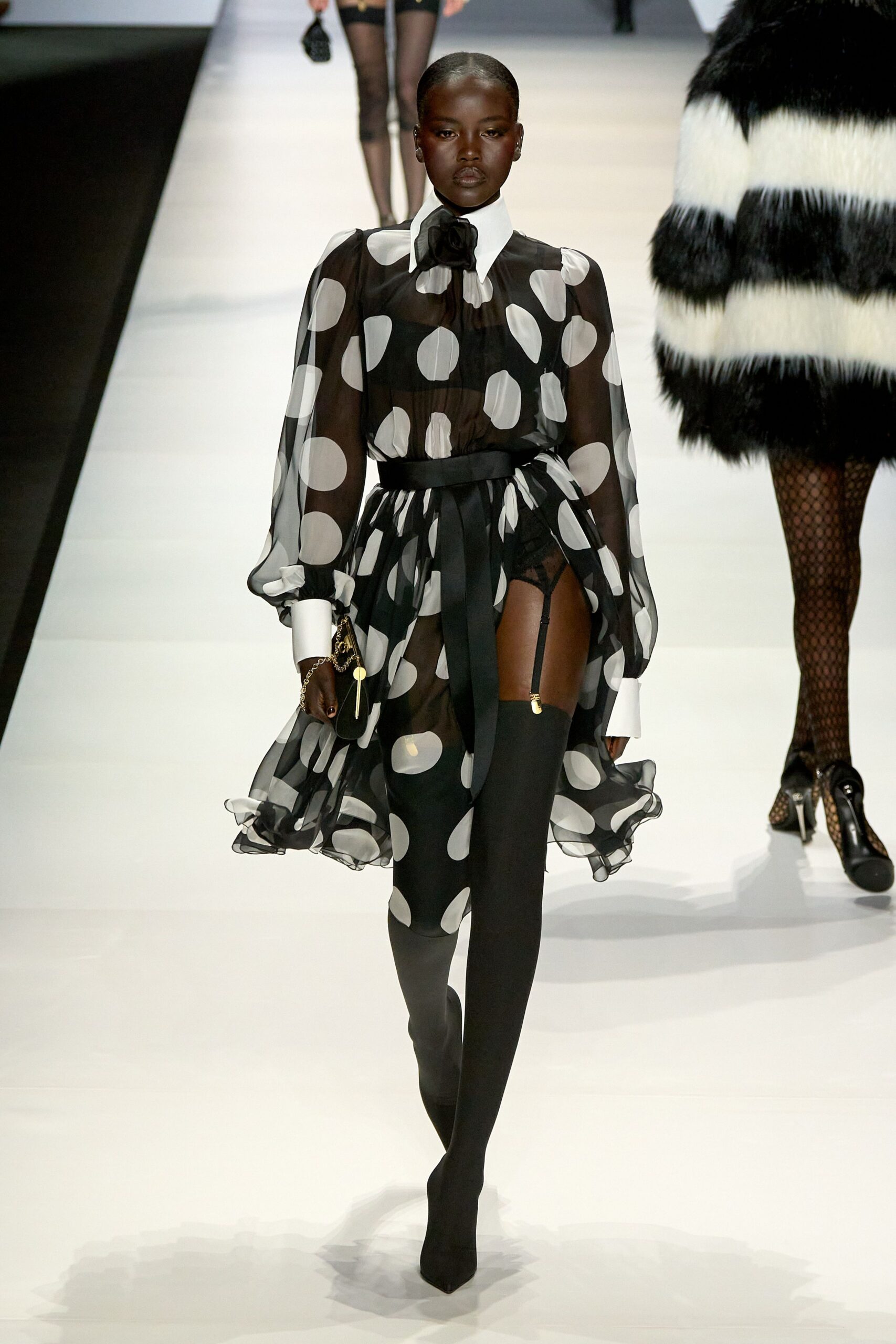 Dolce & Gabbana Spring 2024 Ready-to-Wear Look 17