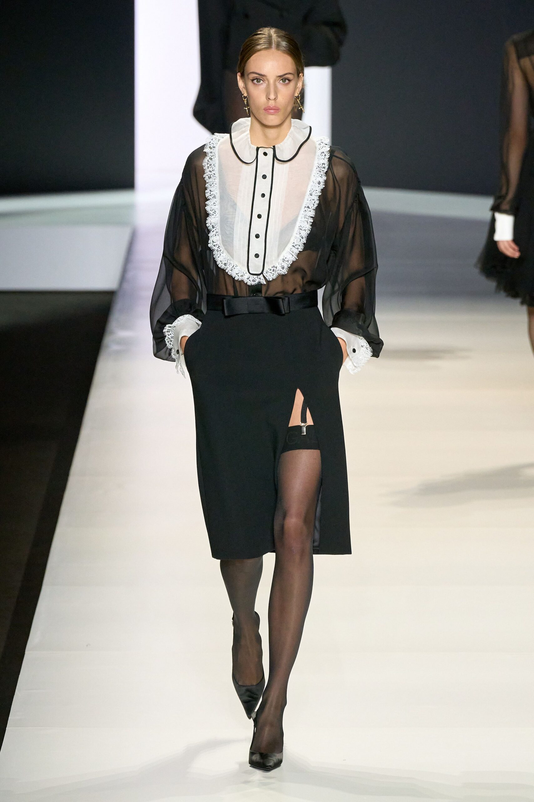 black silk long-sleeve collared fitted ruffled buttoned blouse