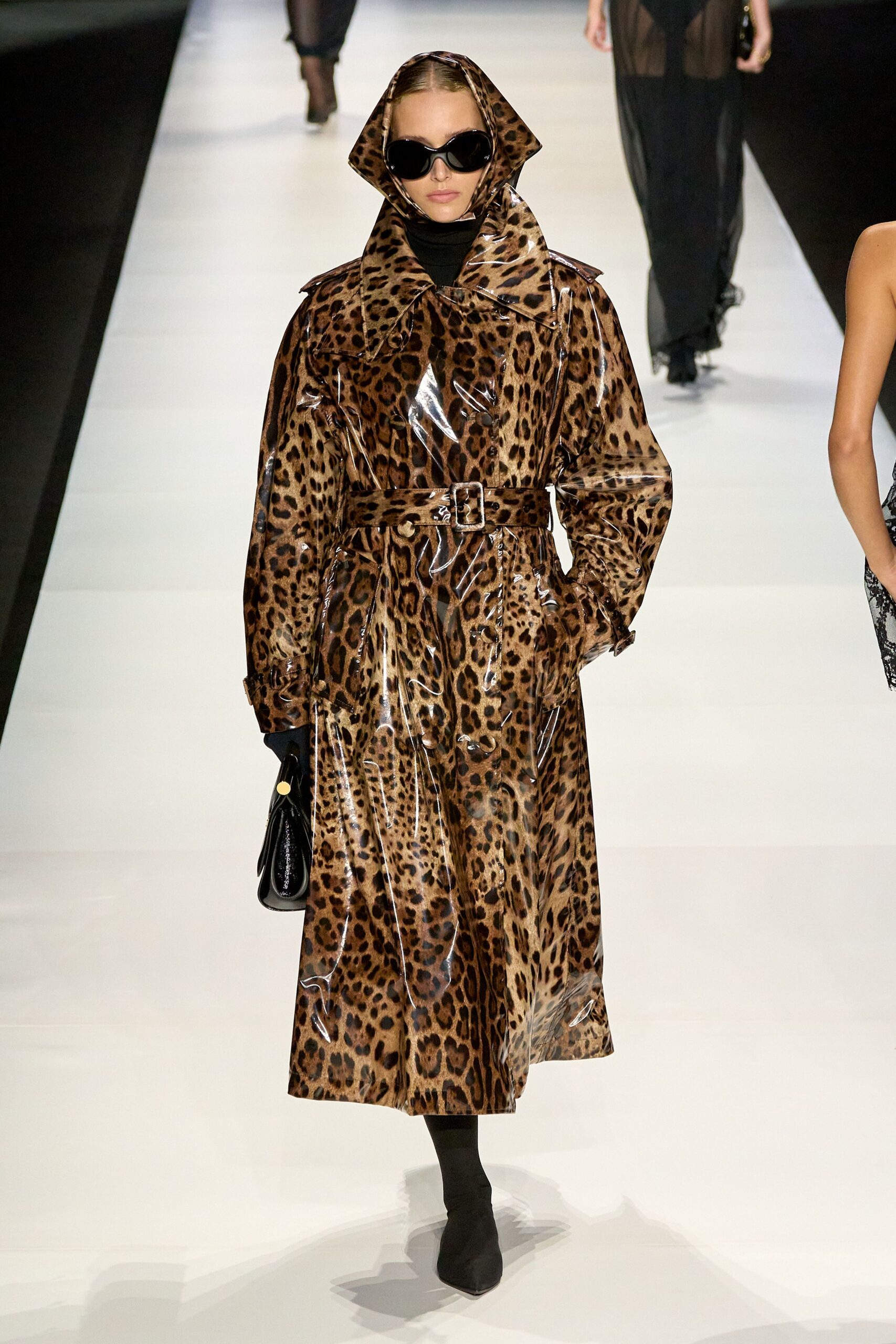 brown vinyl long-sleeve collared fitted animal-print belted trench