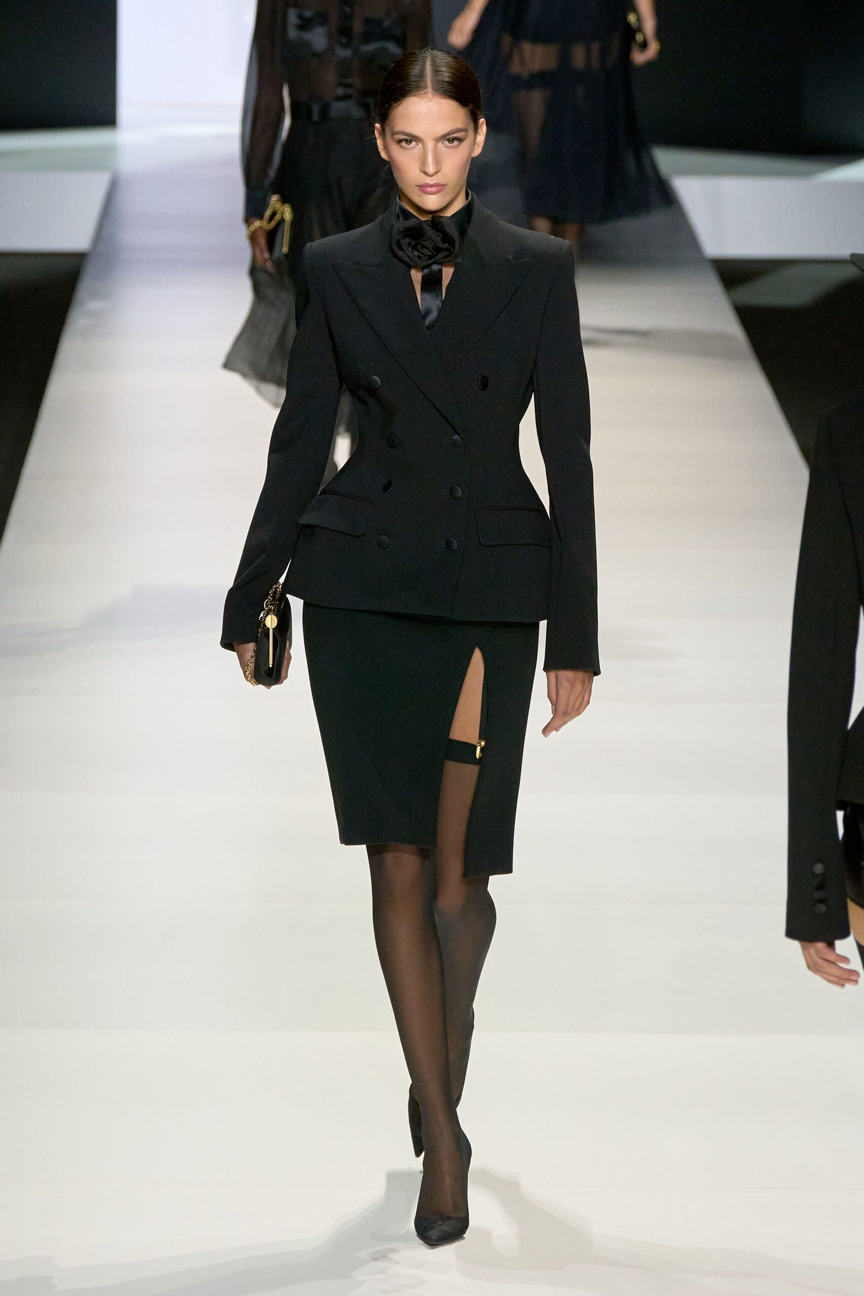 black wool long-sleeve collared structured buttoned blazer