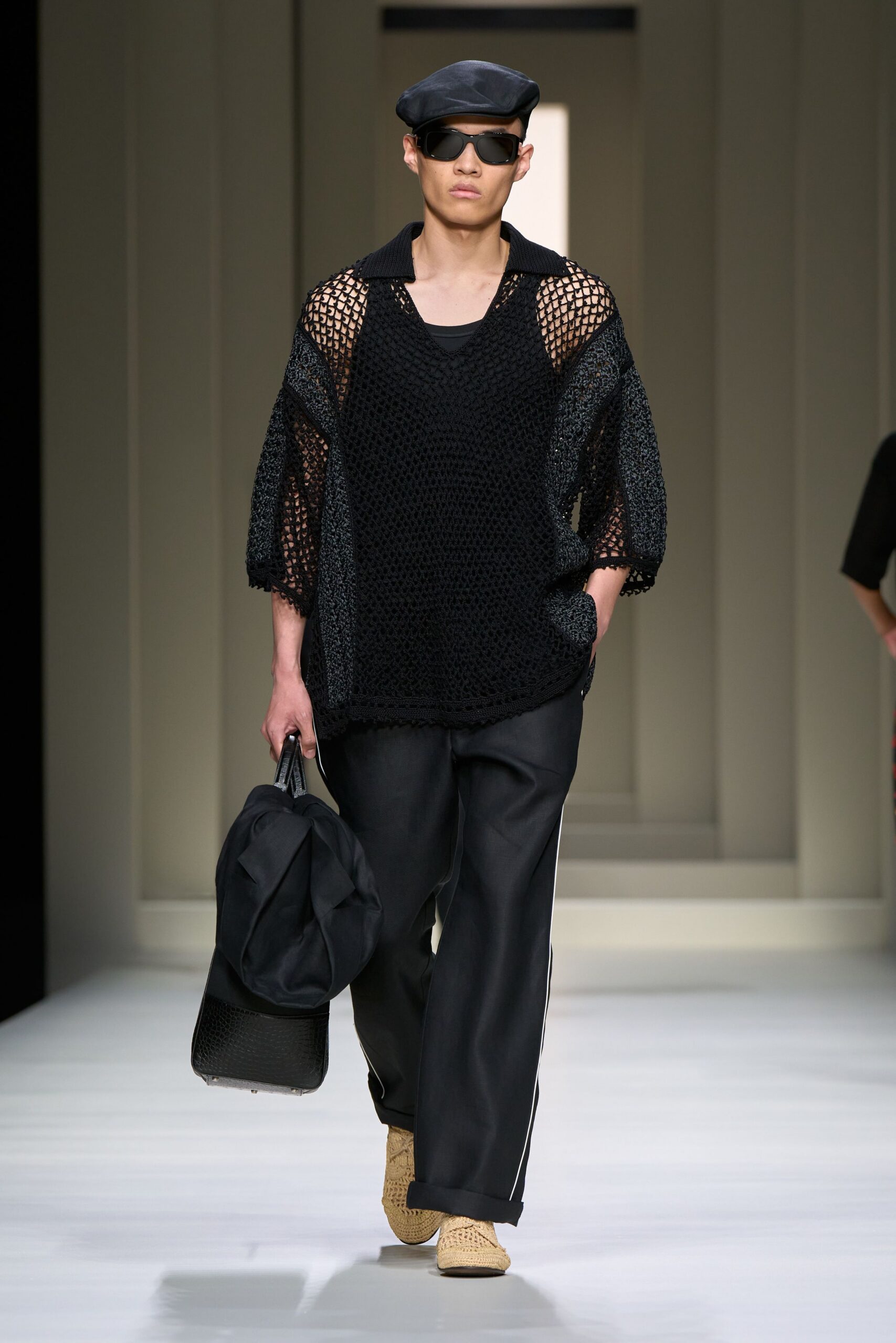 black relaxed top with pants