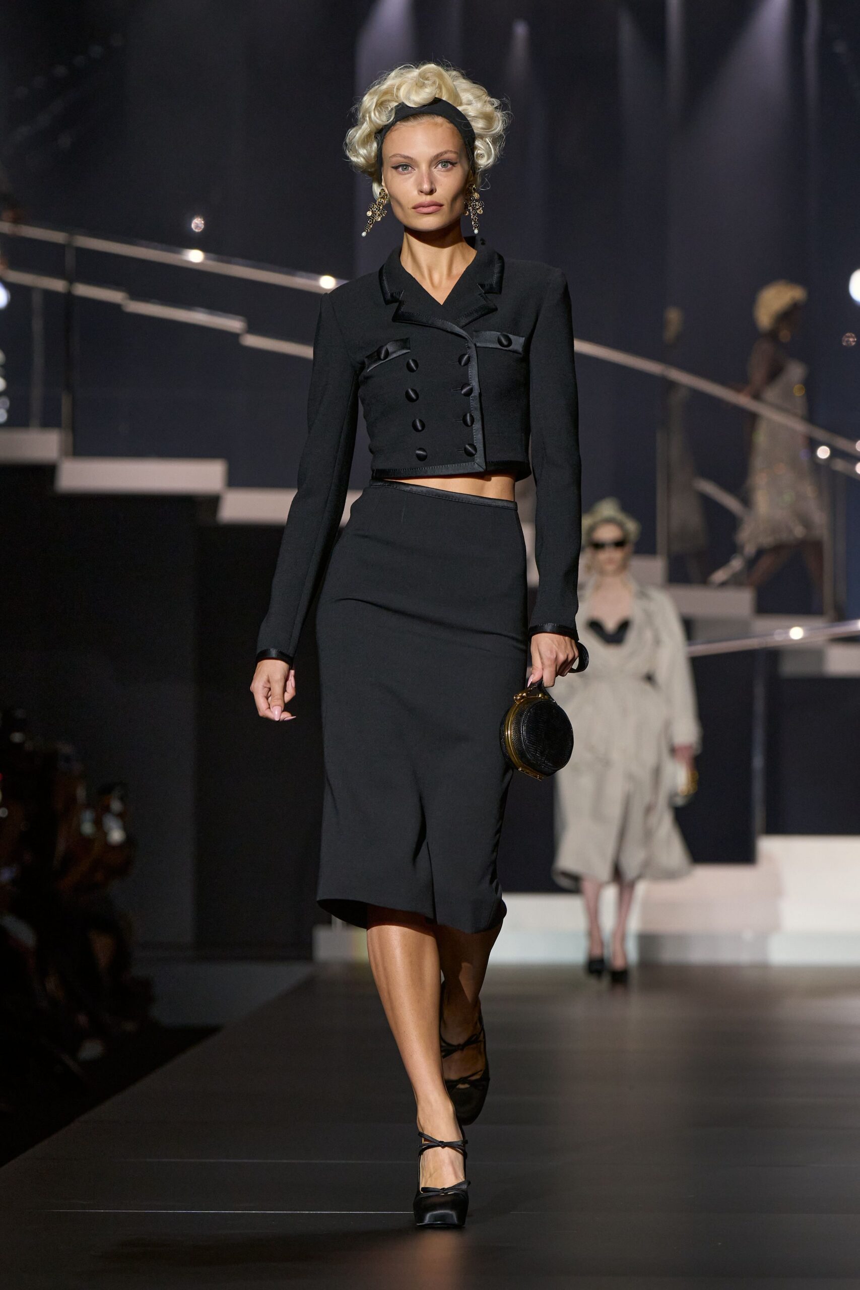 black fitted blazer and pencil skirt