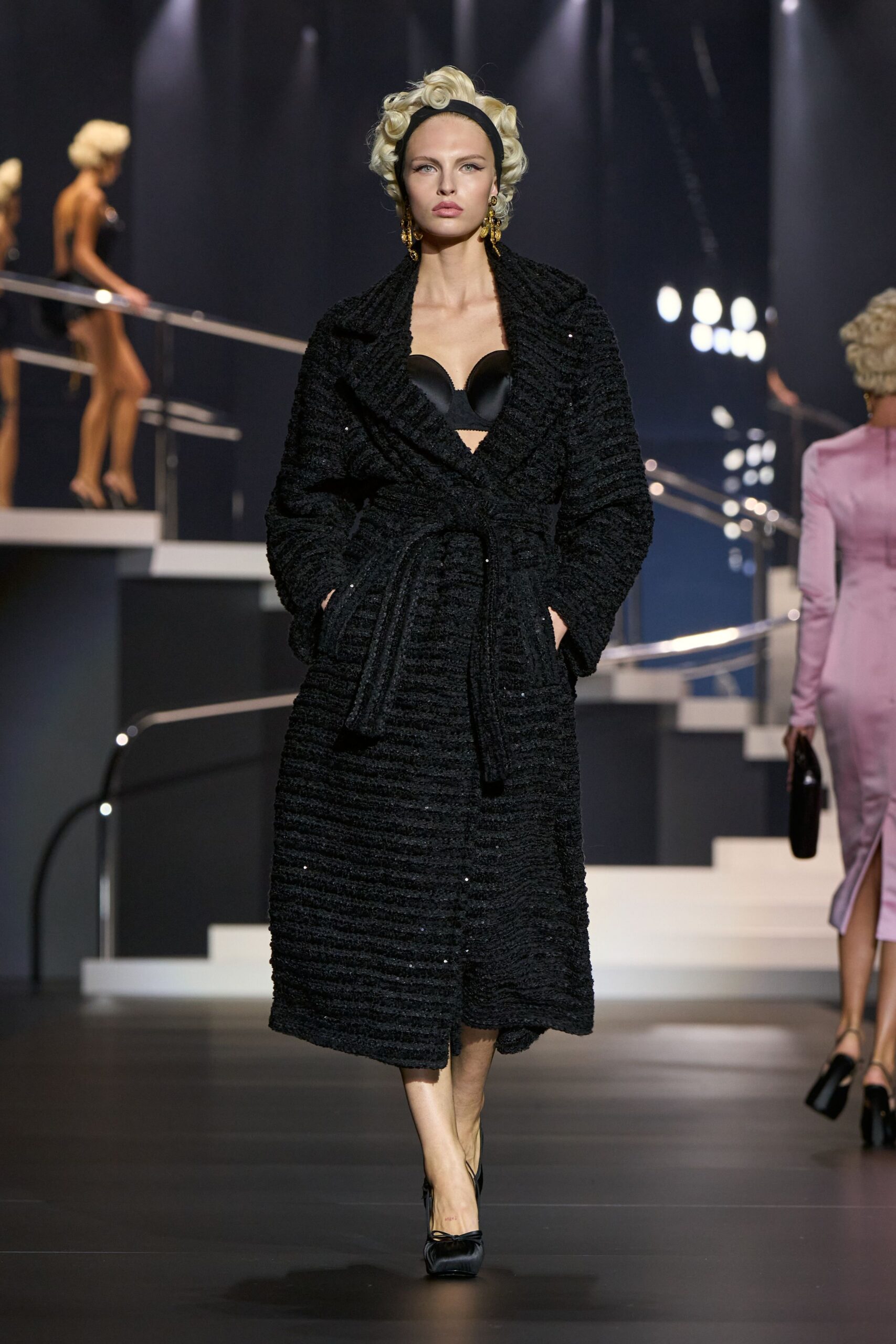 Dolce & Gabbana Spring 2025 Ready-to-Wear Look 43