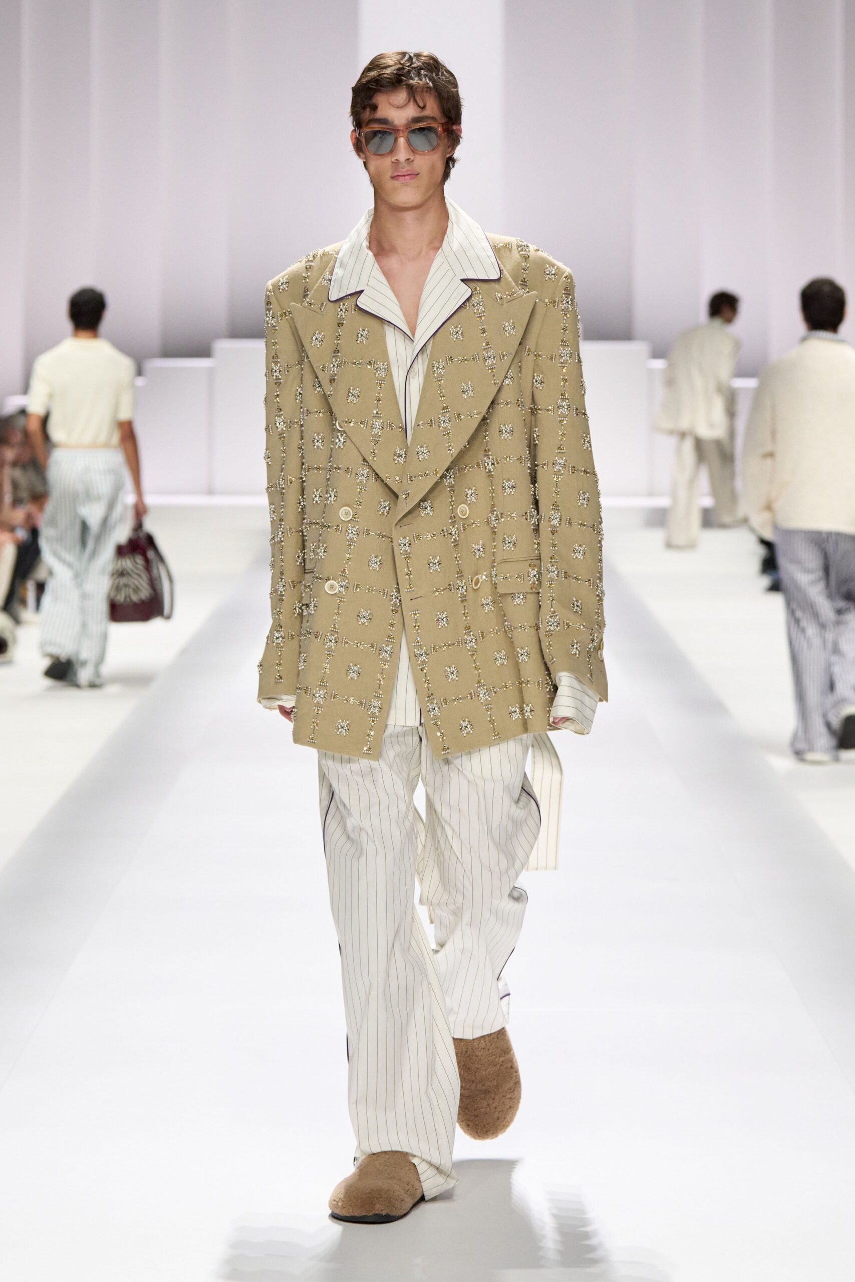 beige cotton long-sleeve collared relaxed embroidered buttoned blazer