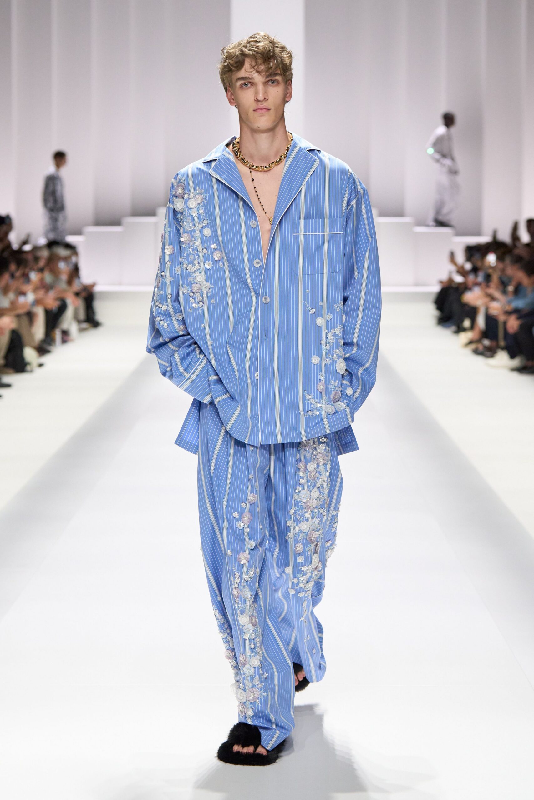 blue cotton long-sleeve collared relaxed striped embroidered shirt