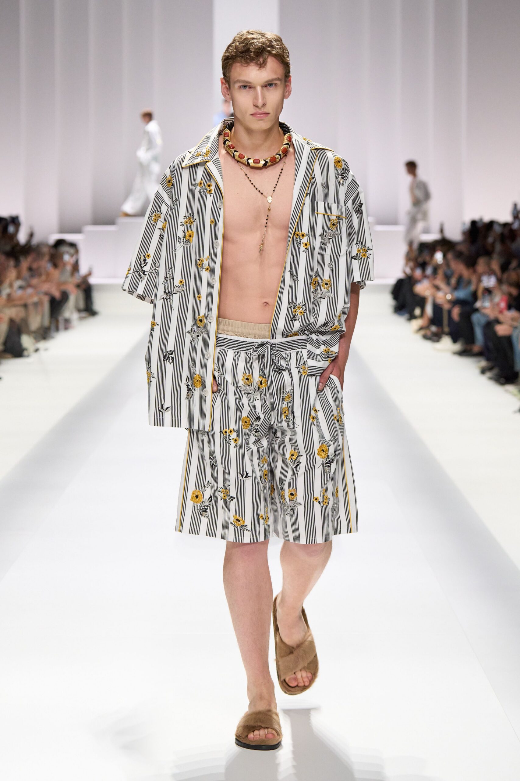 Dolce & Gabbana Spring 2026 Menswear Look 72