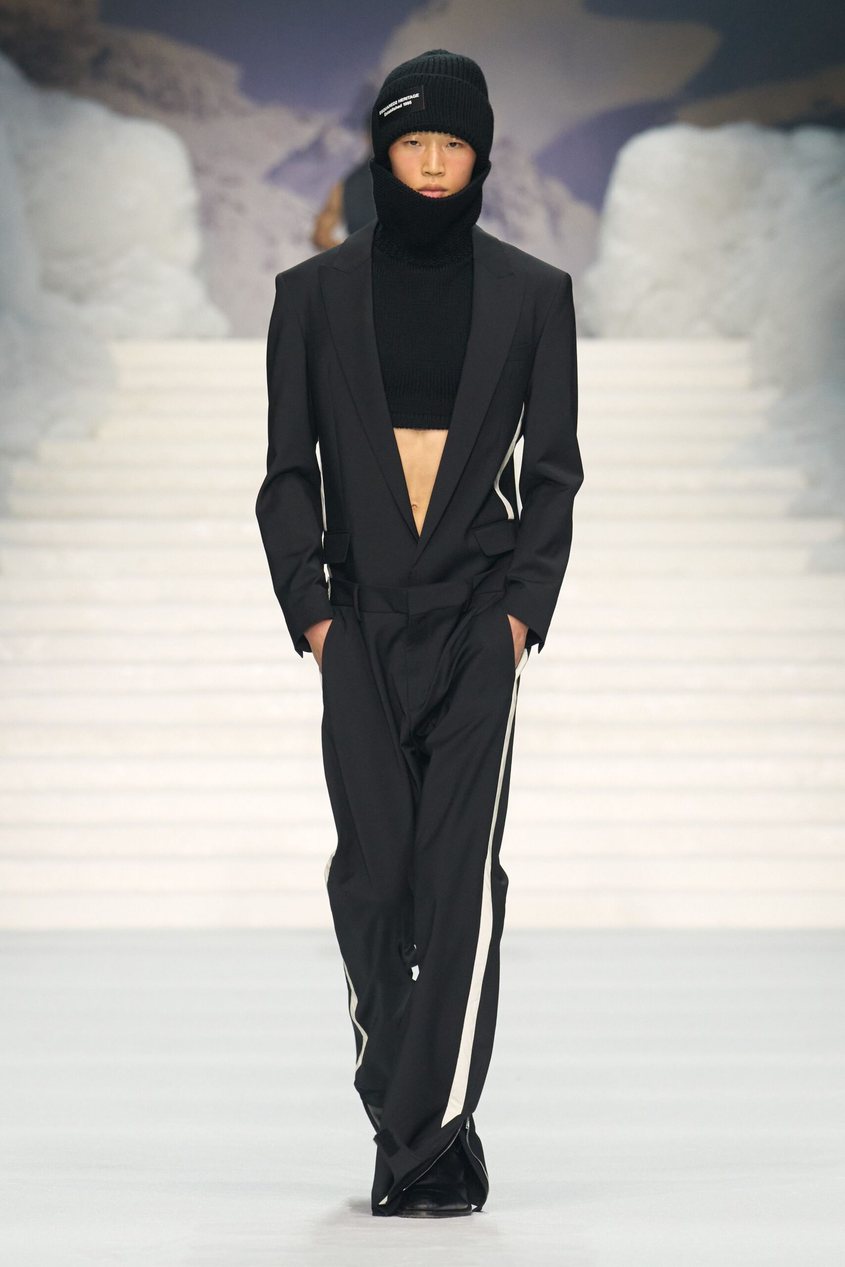 black wool long-sleeve collared fitted zippered suit