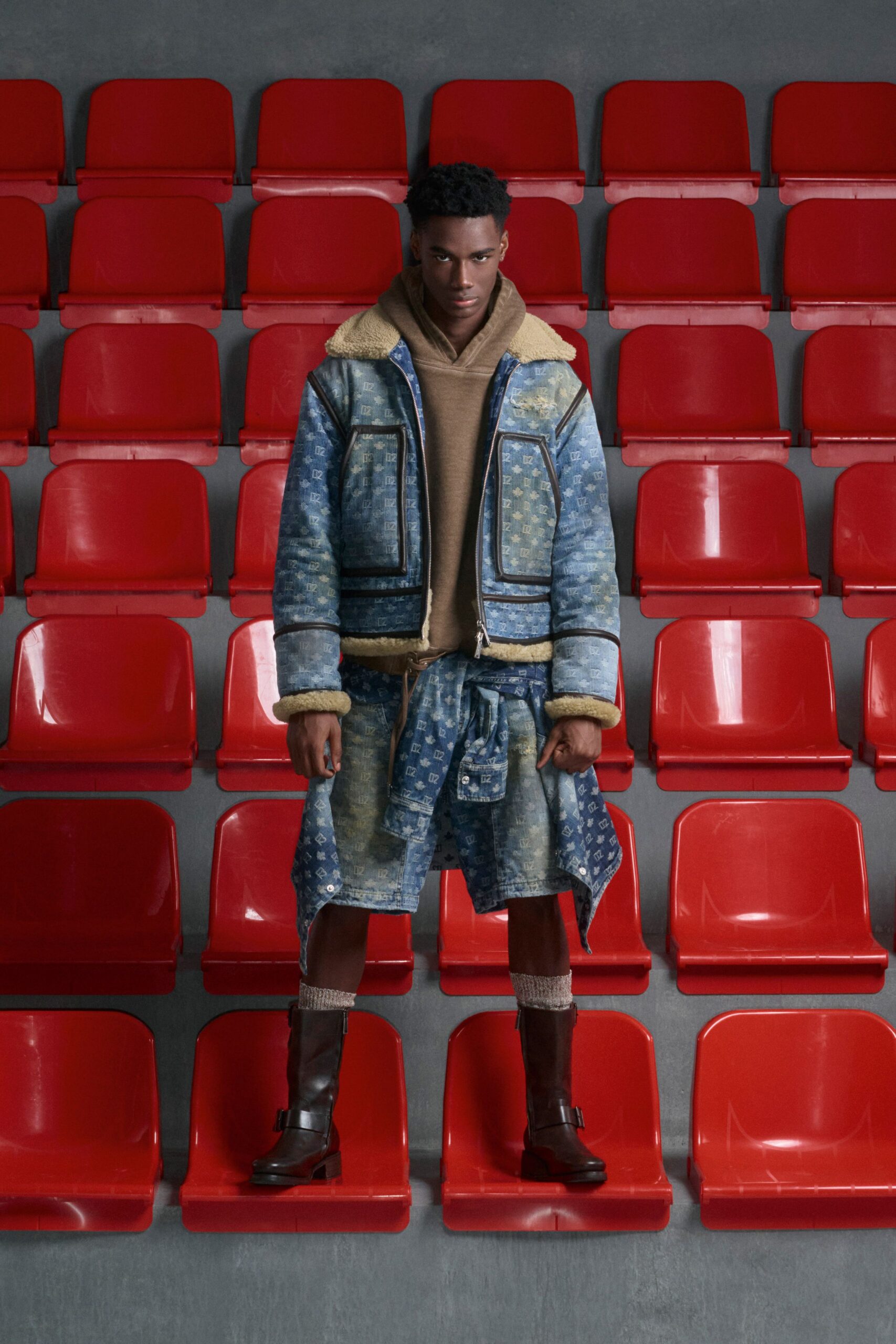 blue denim long-sleeve collared relaxed buttoned zippered jacket