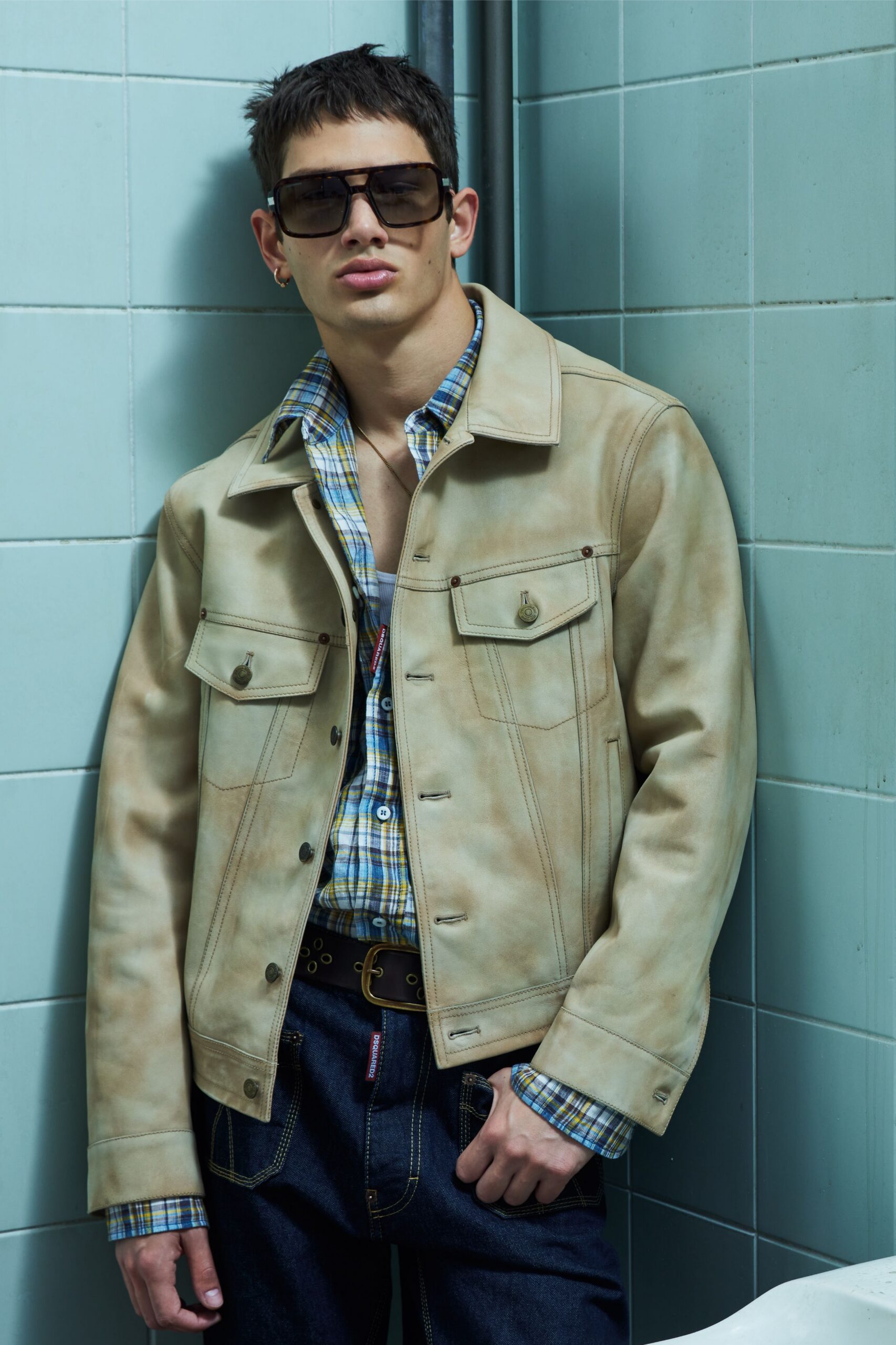 beige leather long-sleeve collared fitted buttoned jacket