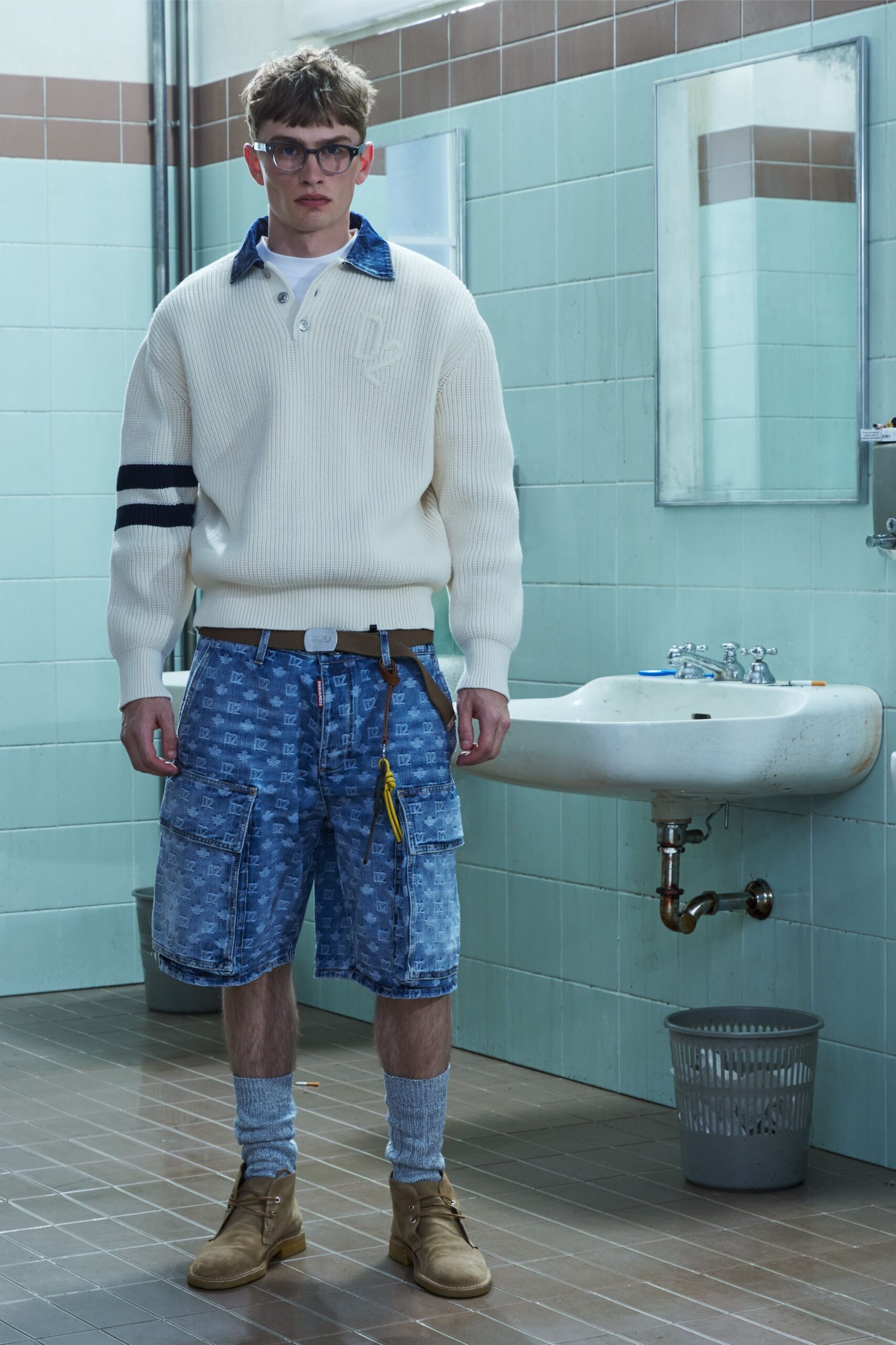 blue denim relaxed cargo shorts