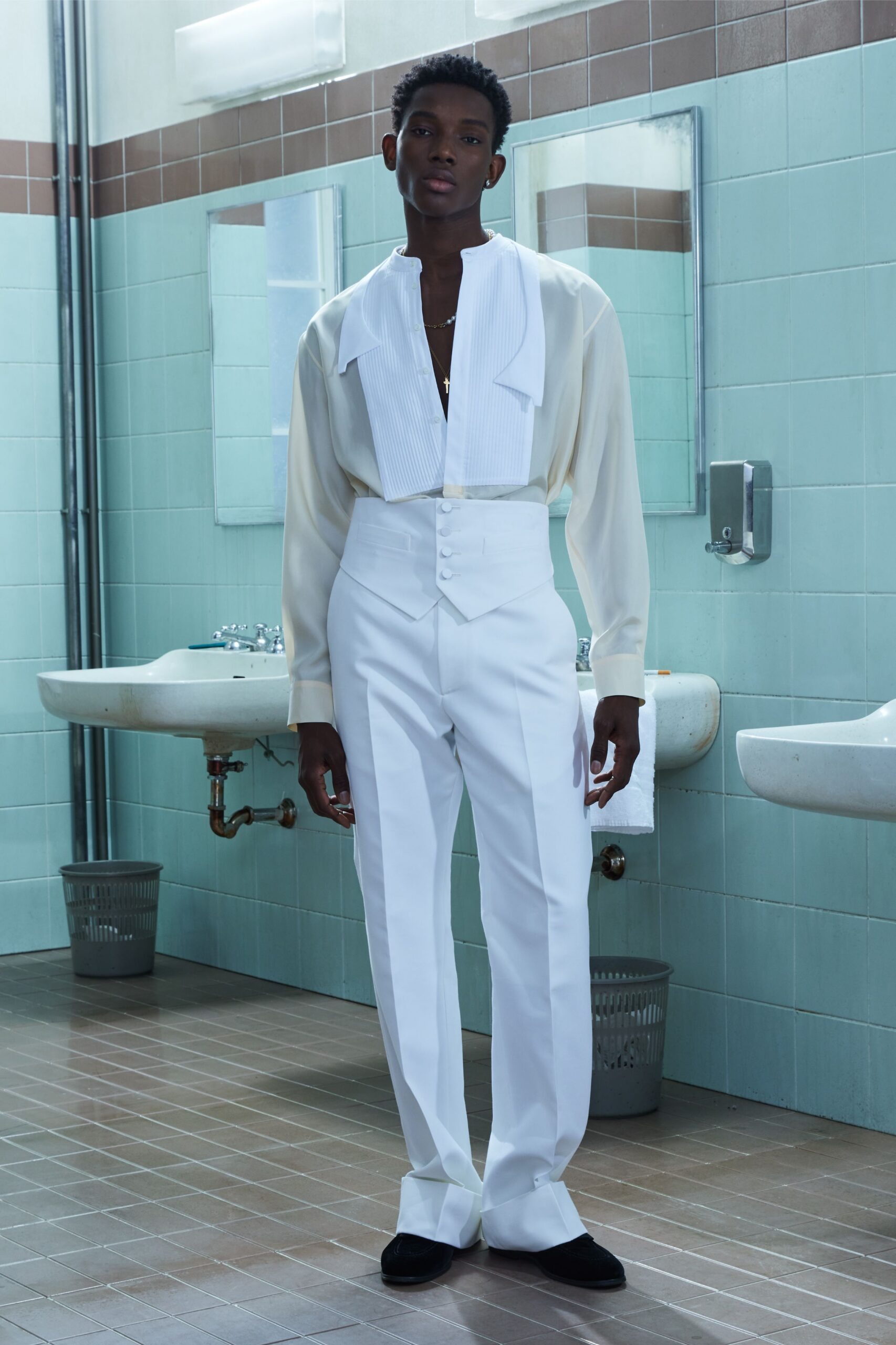 white cotton fitted high-waisted straight-leg pants