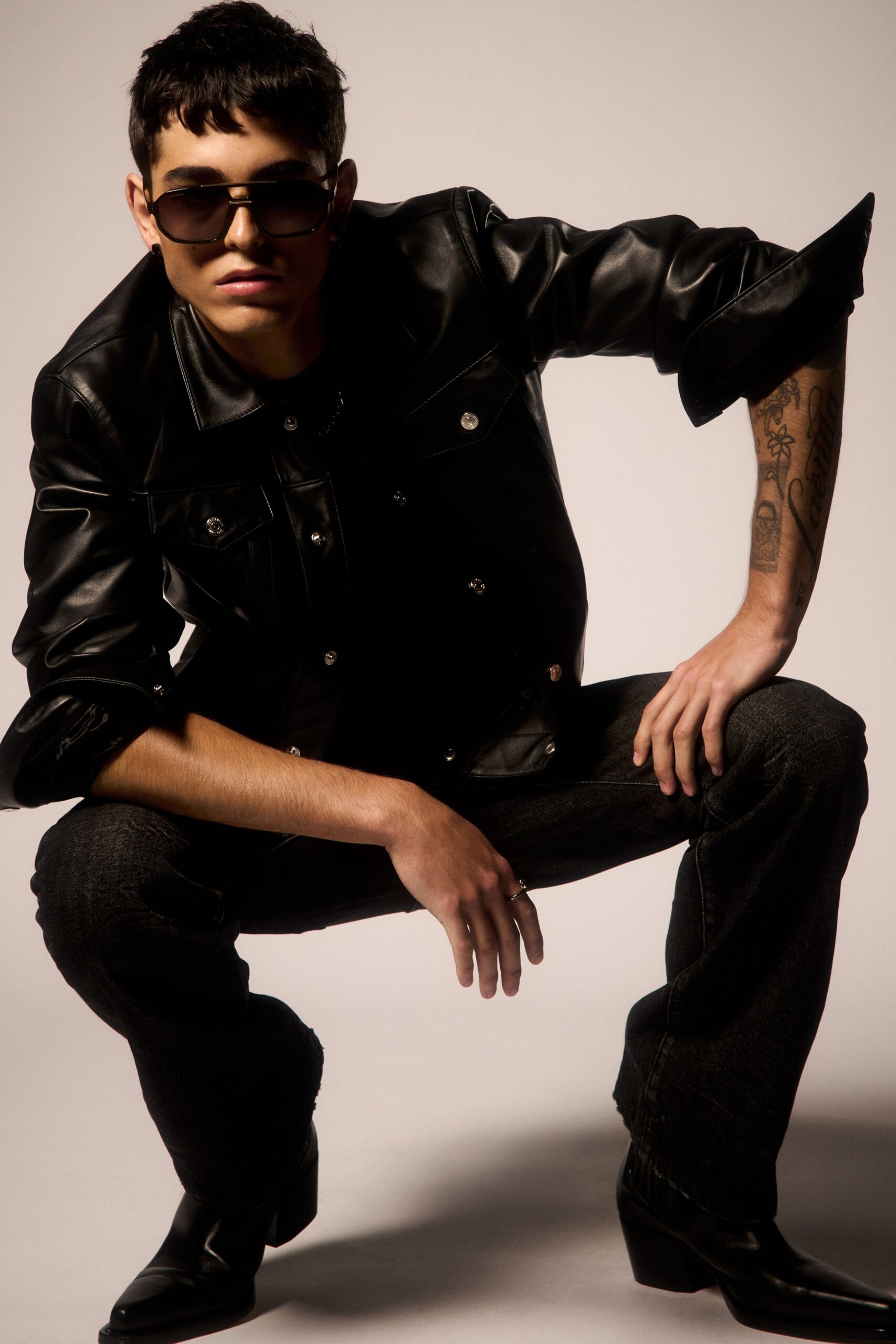 black denim slim pants