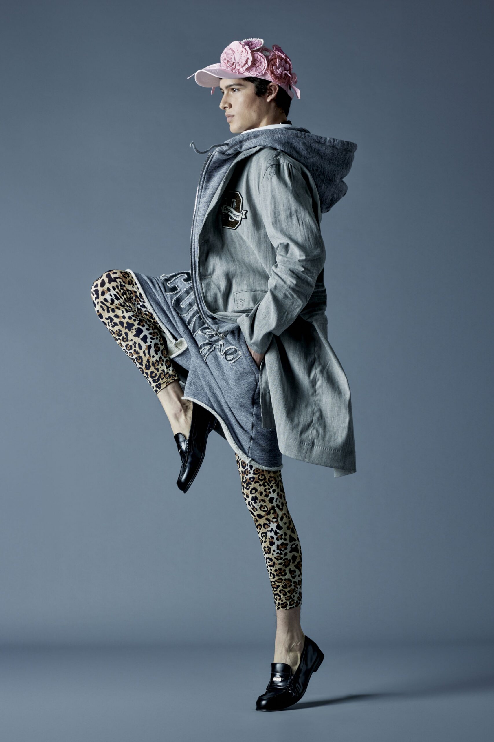 beige cotton fitted animal-print leggings