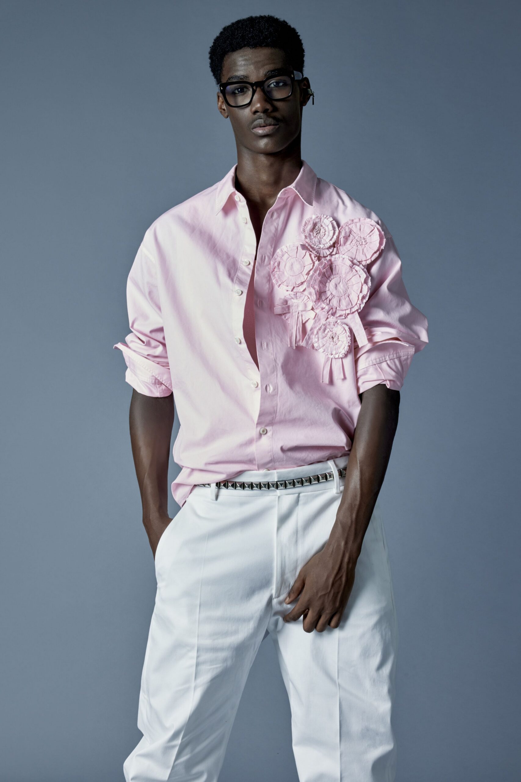 pink cotton long-sleeve collared fitted embroidered shirt