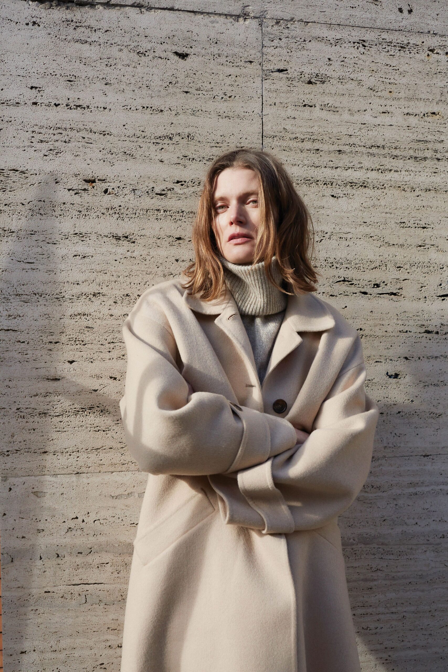 beige wool long-sleeve collared oversized coat