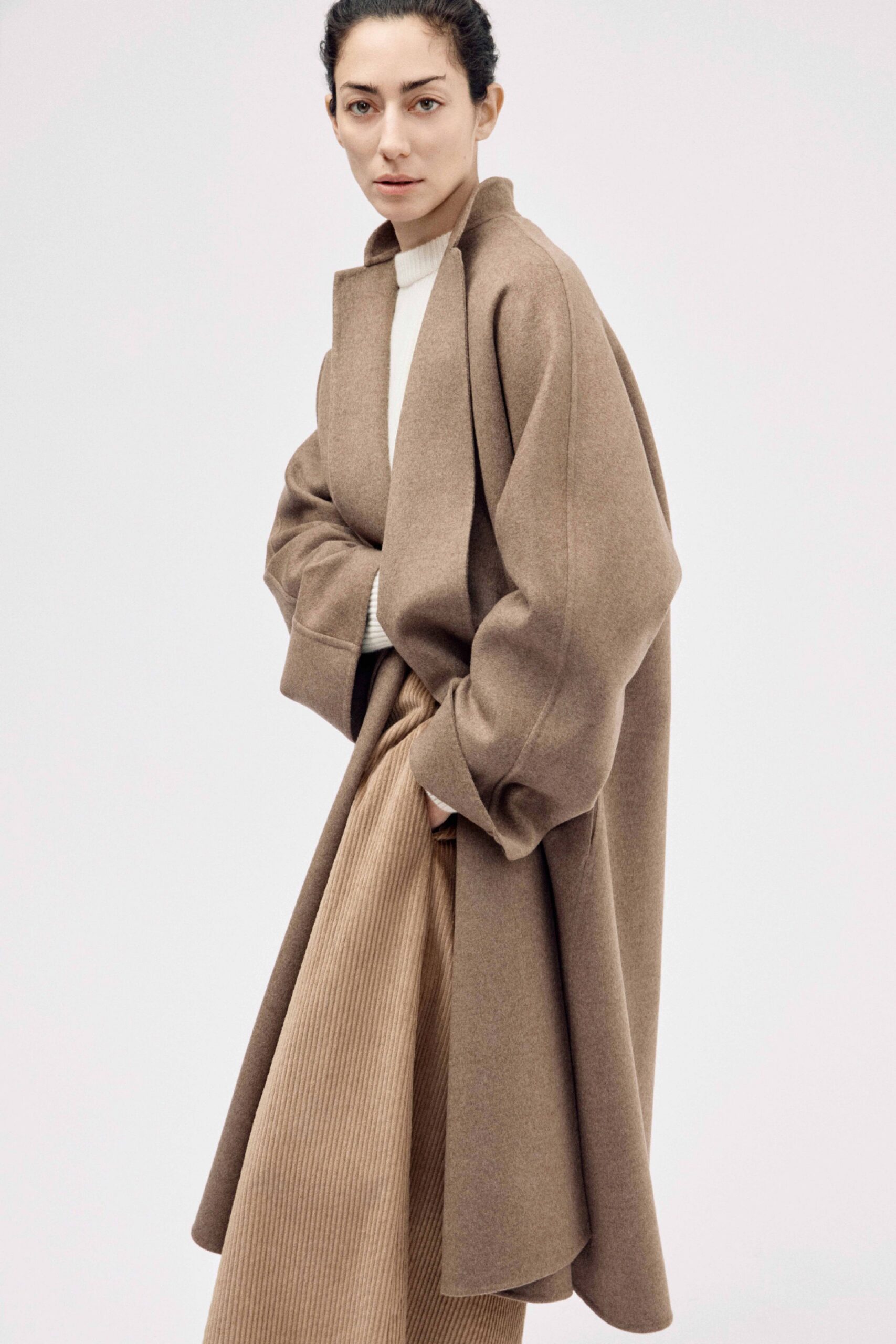 brown wool long-sleeve collared relaxed coat