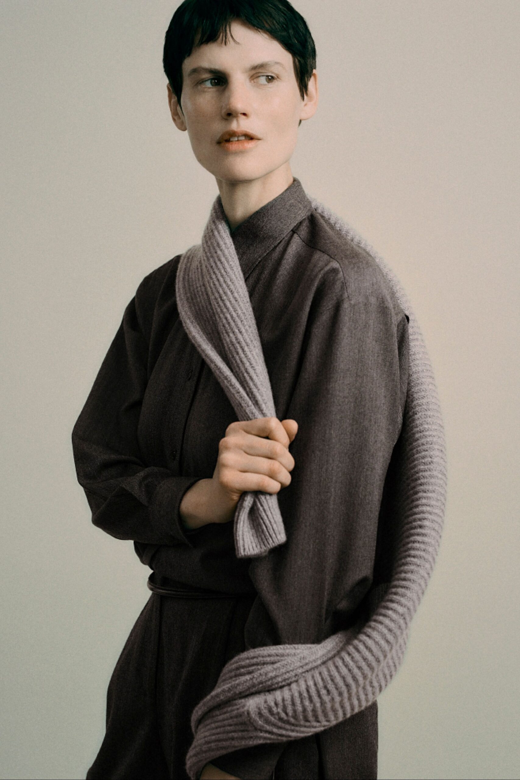gray wool long-sleeve collared relaxed buttoned shirt