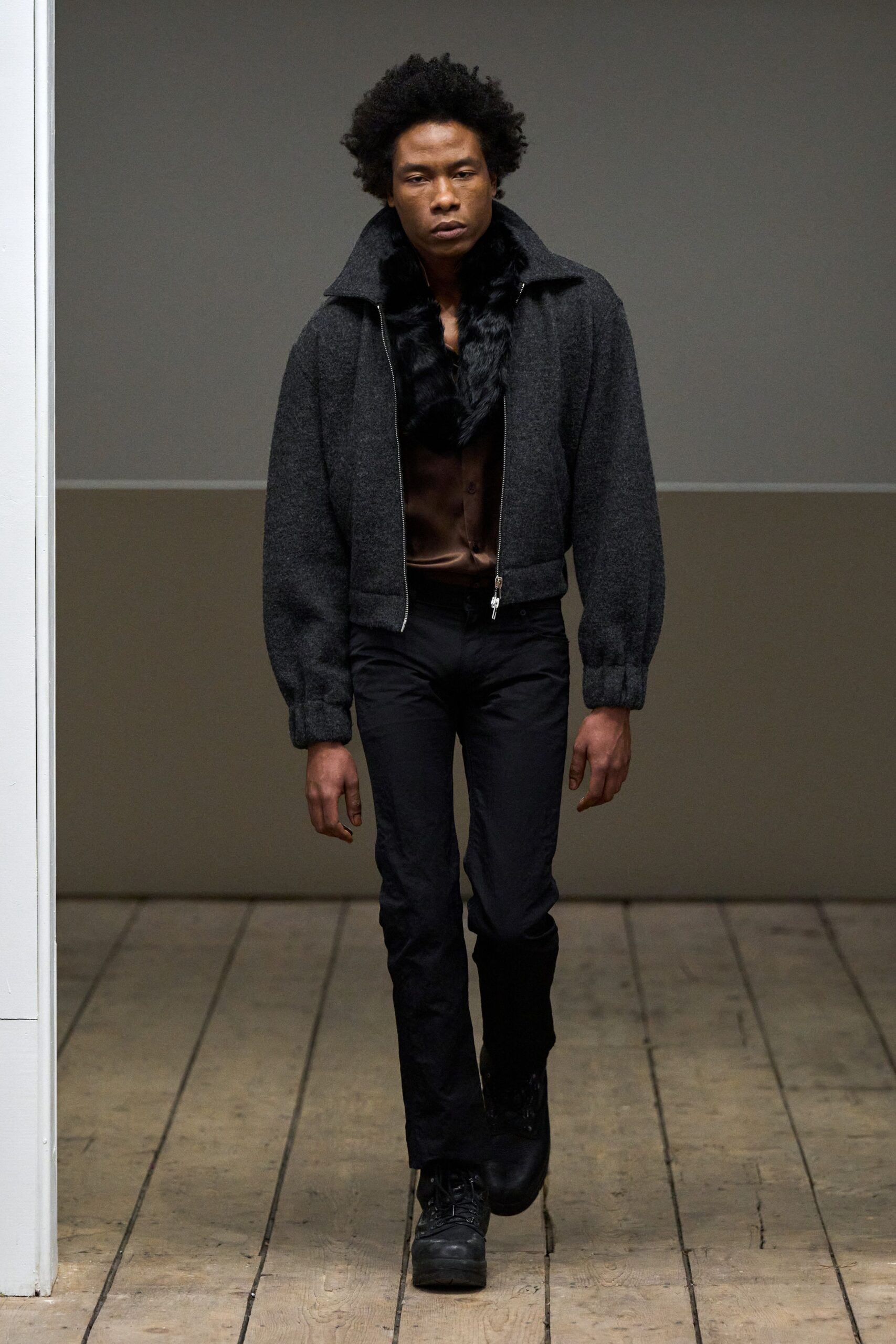 gray wool long-sleeve collared relaxed jacket