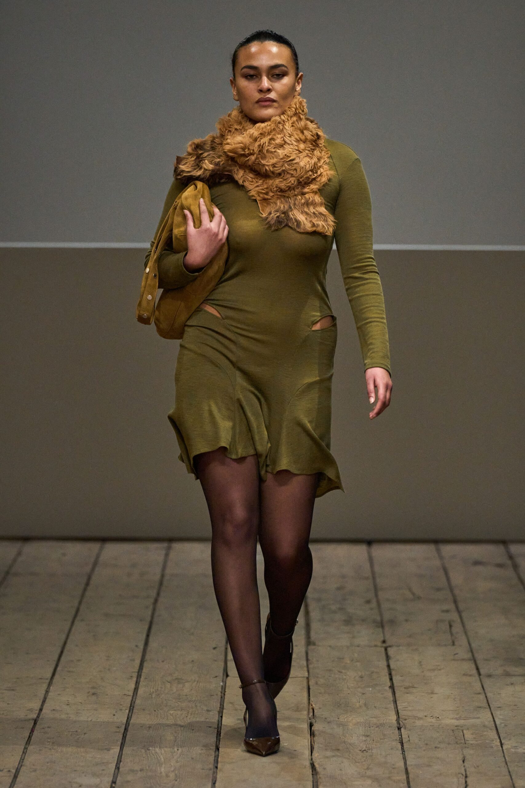 brown fur relaxed scarf