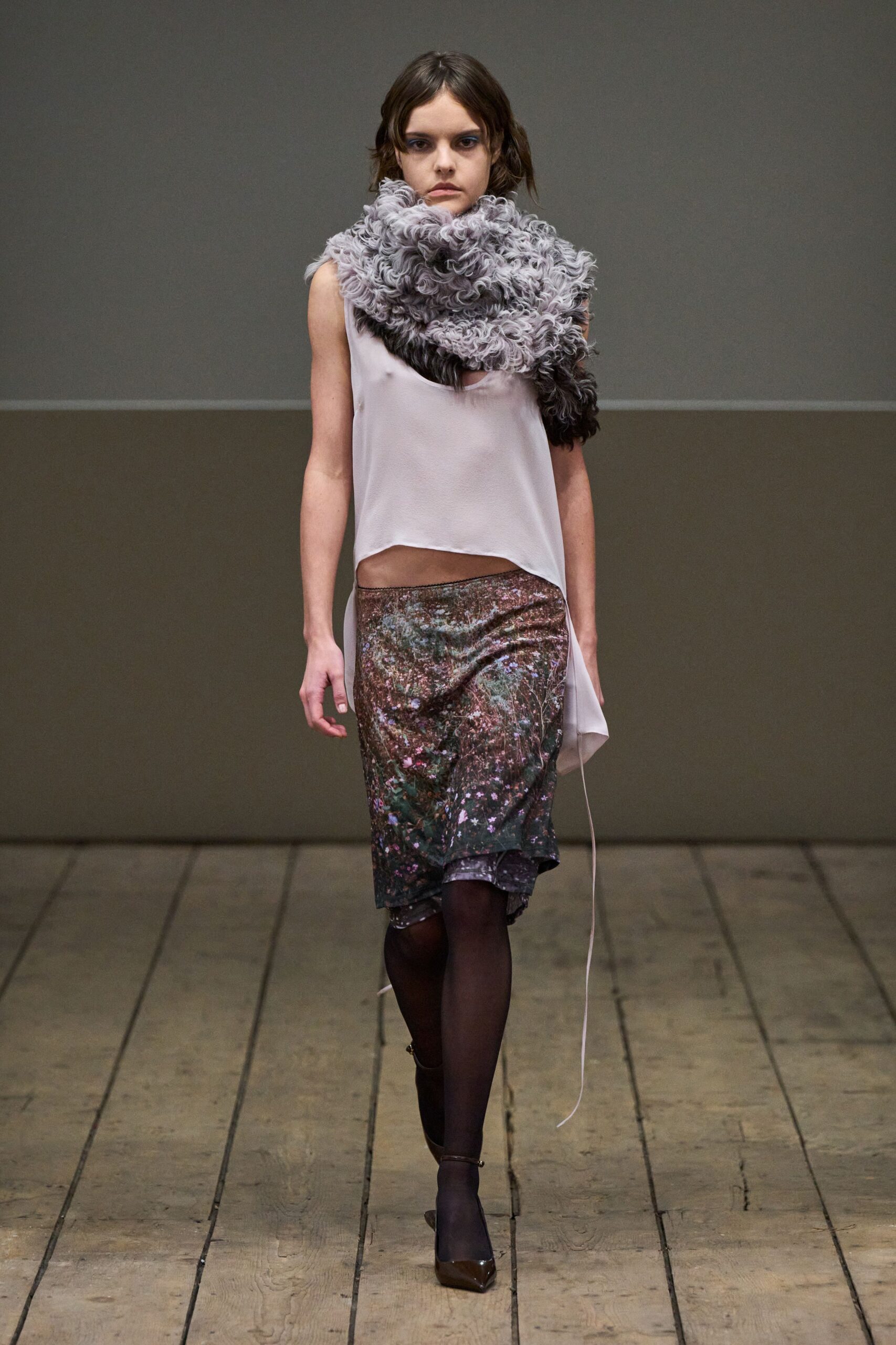multi silk fitted pleated shiny skirt