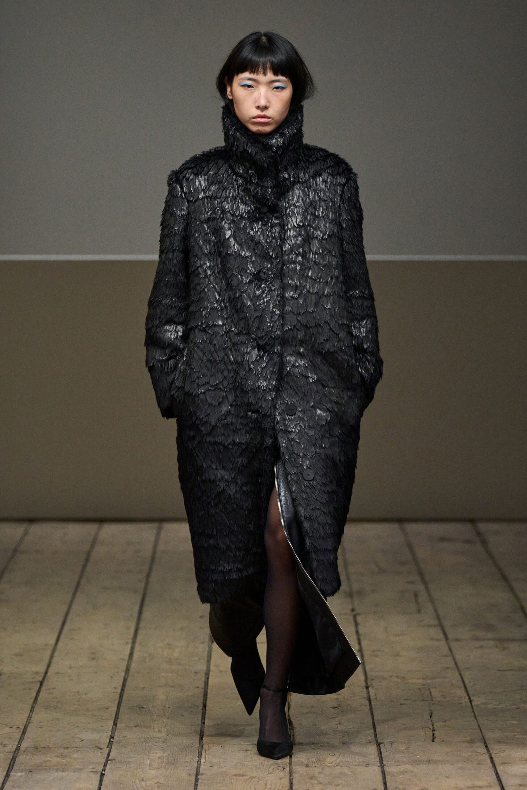 black fur long-sleeve collared relaxed textured maxi coat