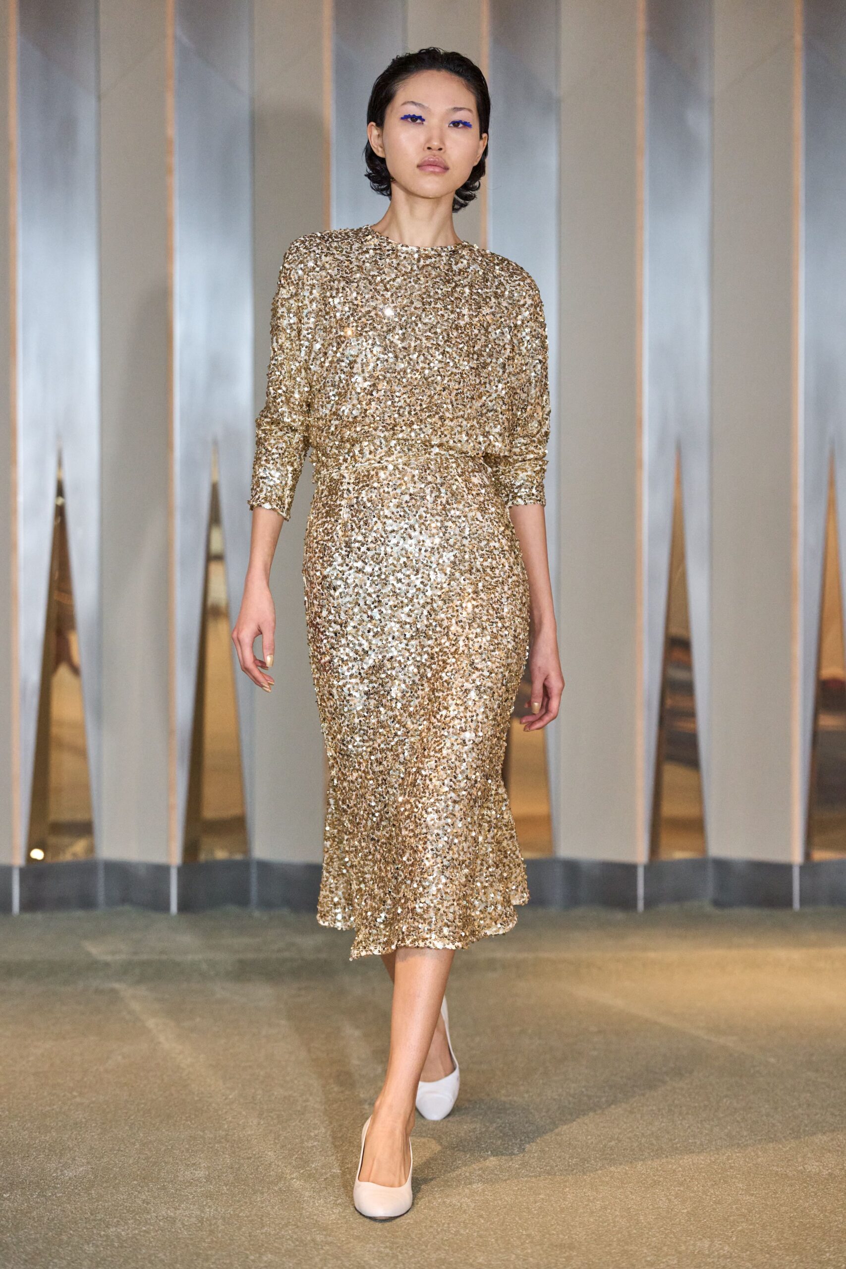 gold sequin long-sleeve v-neck fitted straight-leg shiny dress