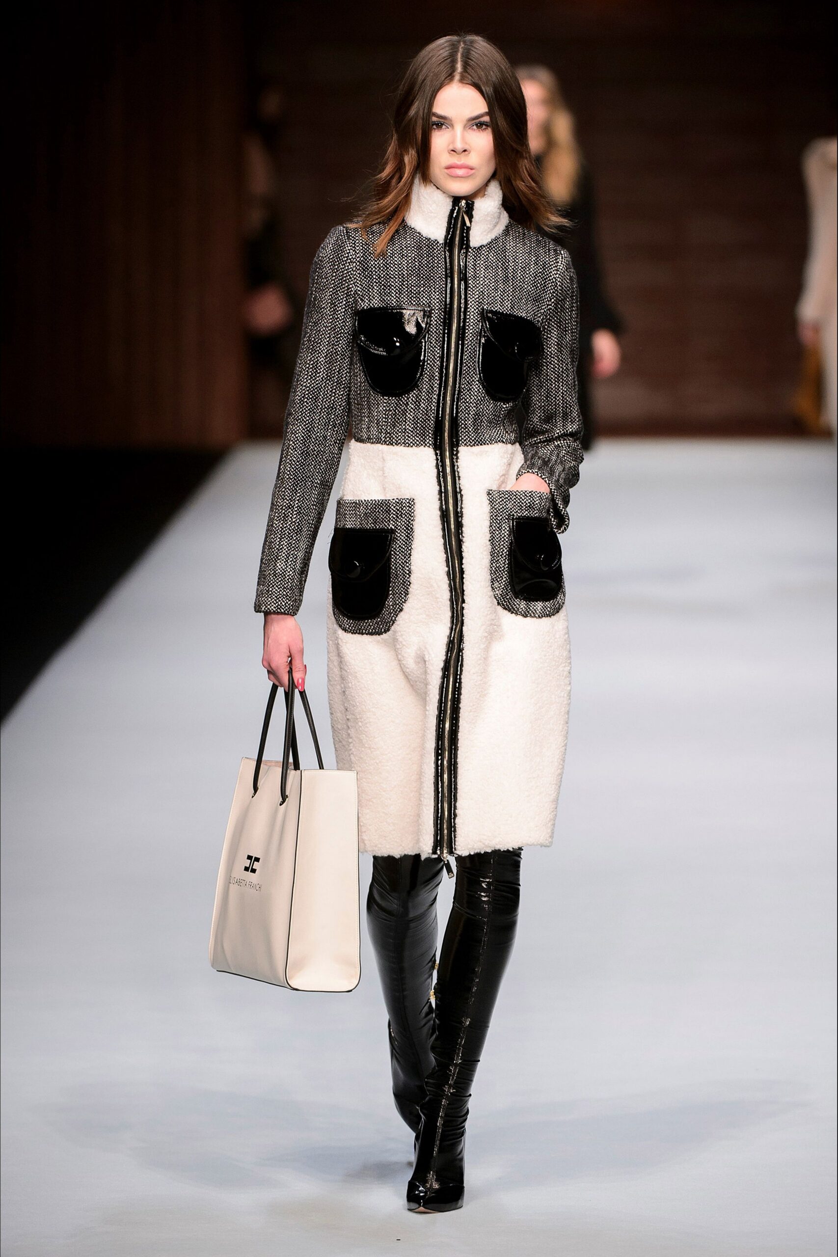 black wool long-sleeve collared fitted buttoned pockets coat