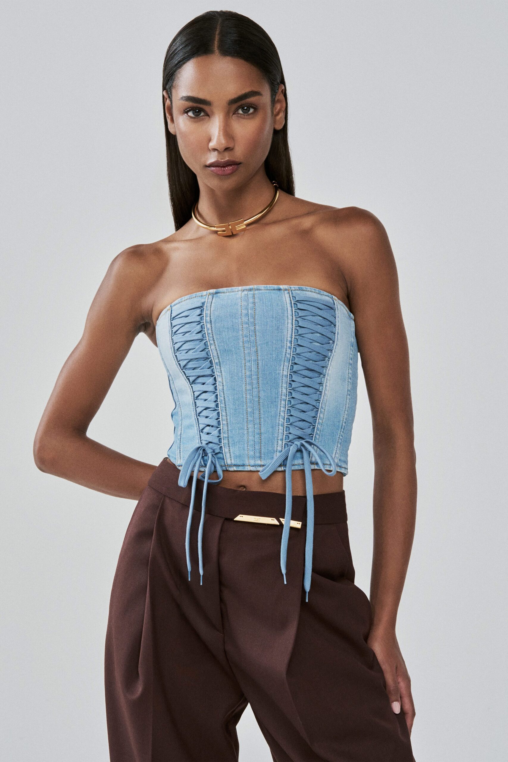 blue denim strapless fitted zippered cropped top
