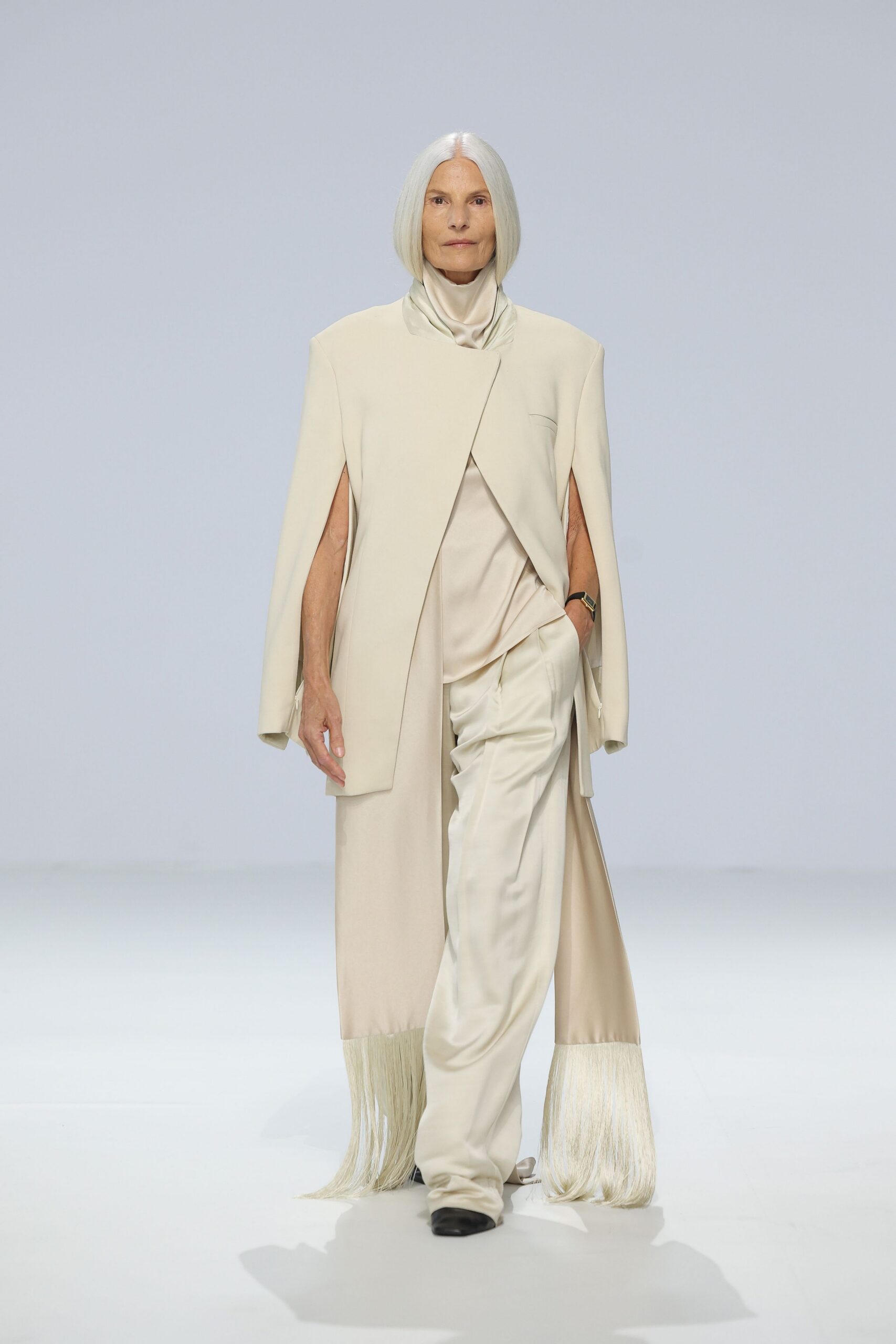 Esse Studios Australia Resort 2027 Look 21