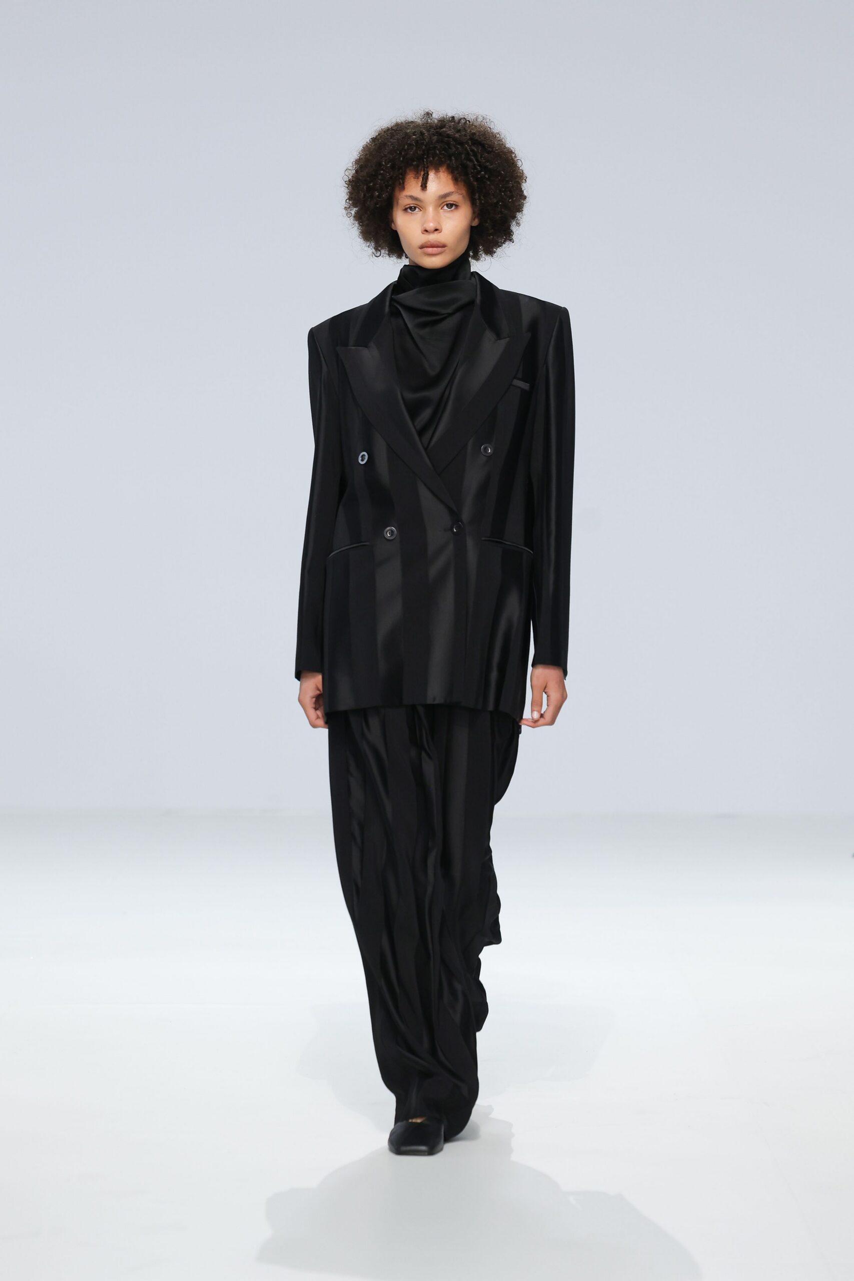 black silk long-sleeve collared relaxed layered suit