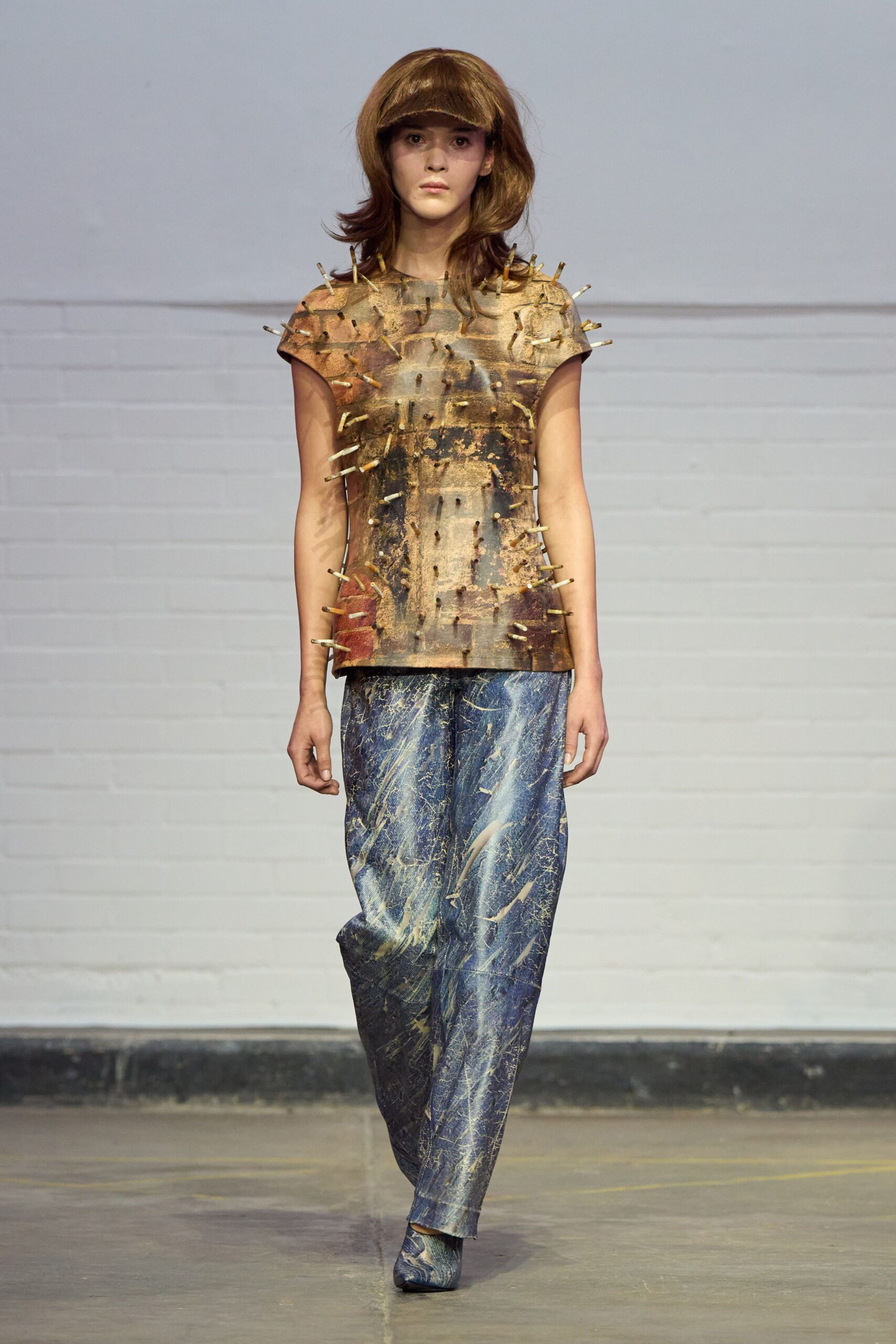 brown cotton short-sleeve relaxed embroidered top