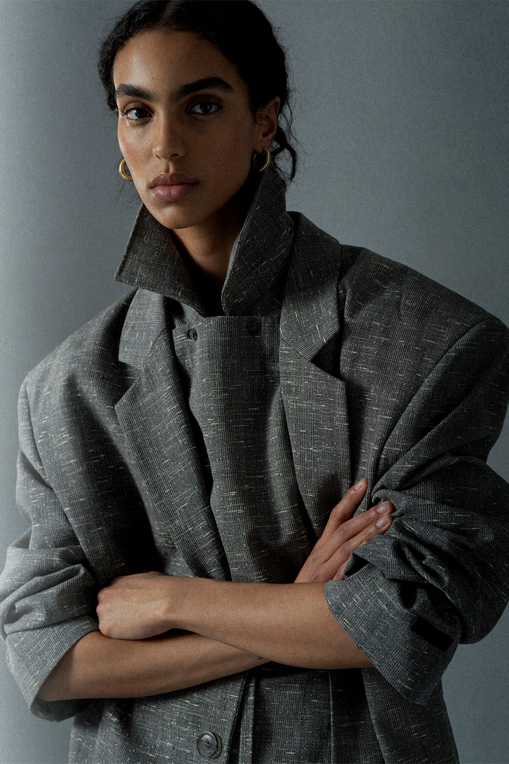 gray oversized blazer
