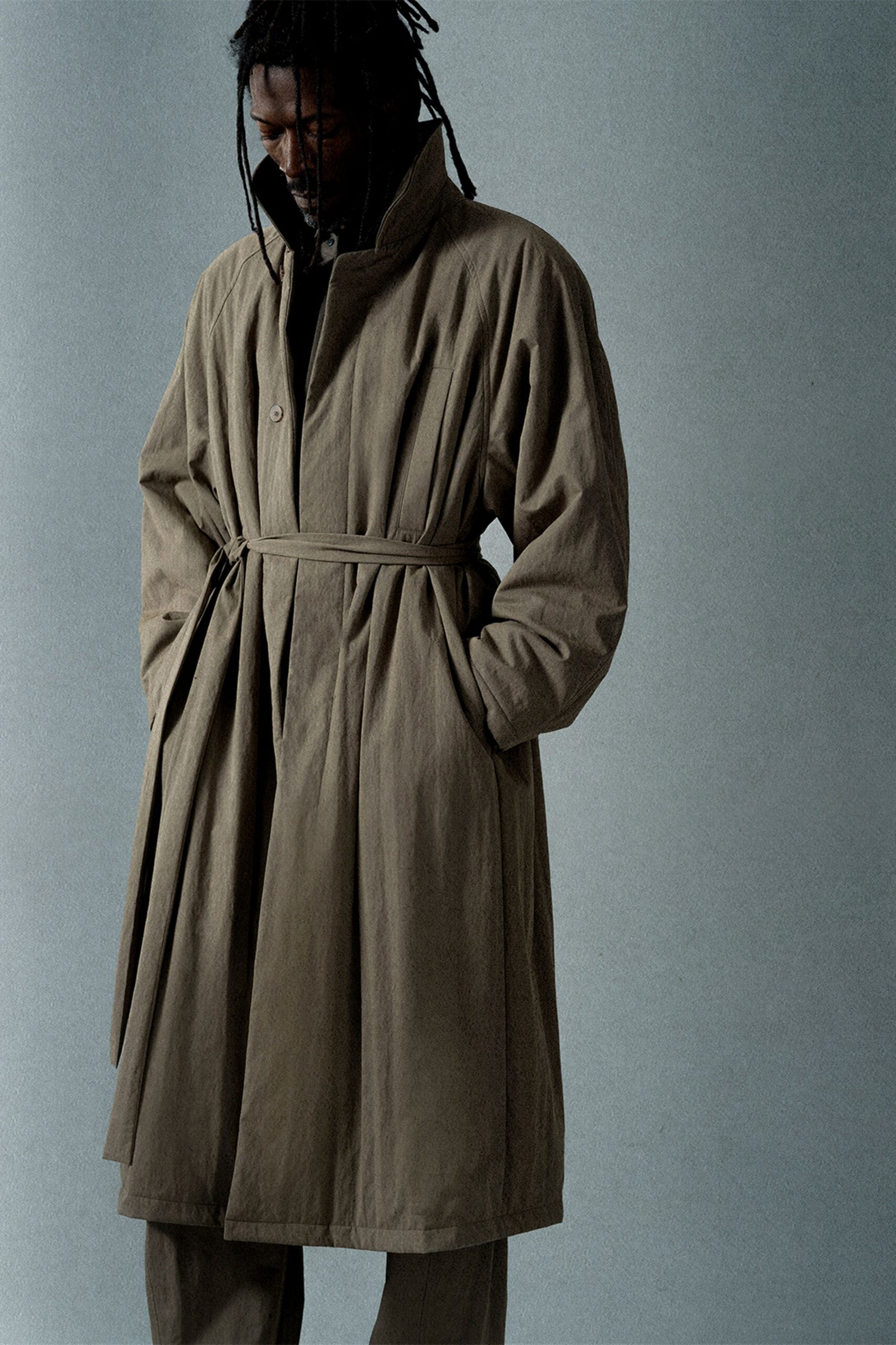 brown cotton long-sleeve collared relaxed pleated belted coat